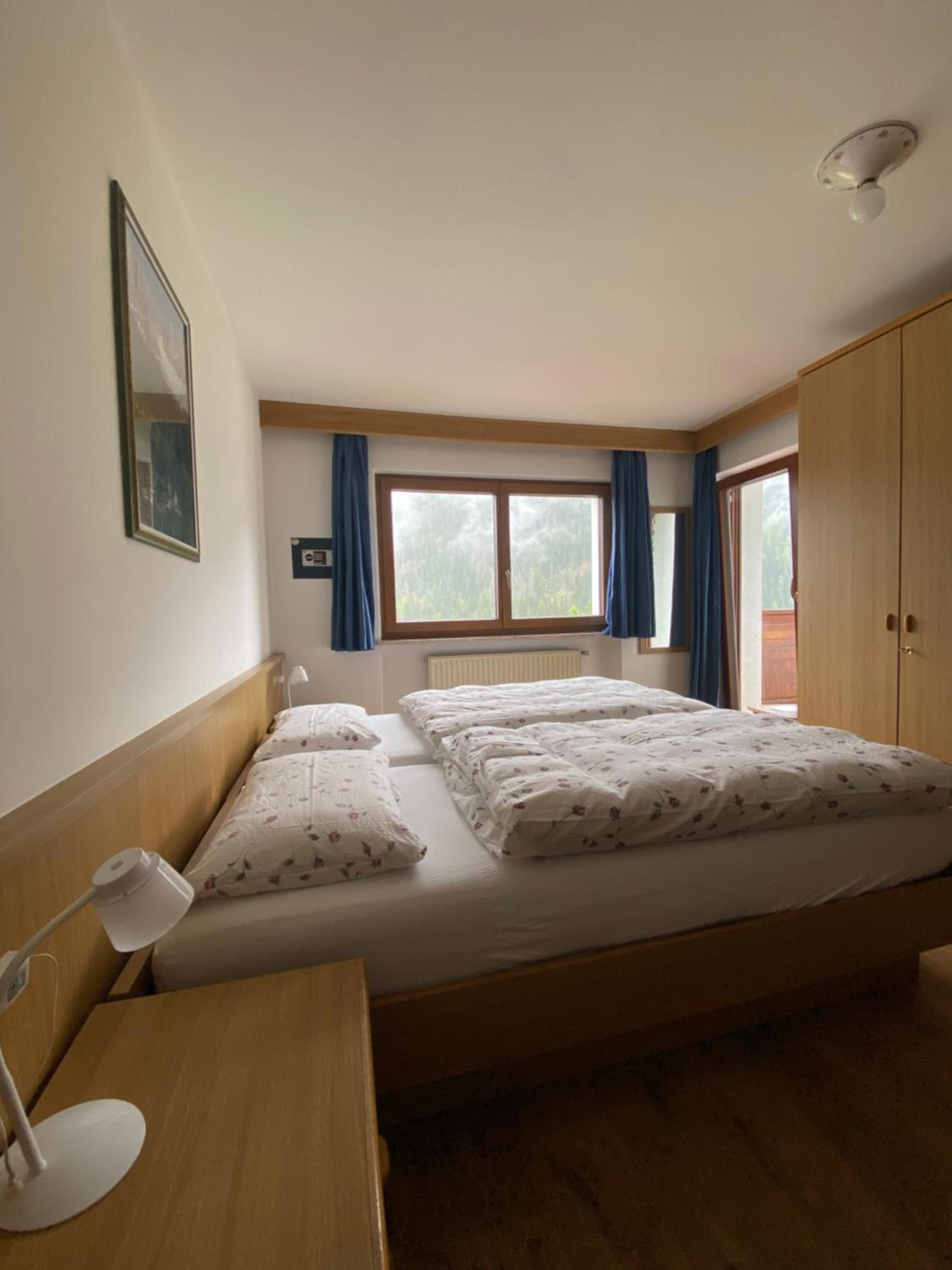 Two-Bedroom Apartment with Mountain View photo 1