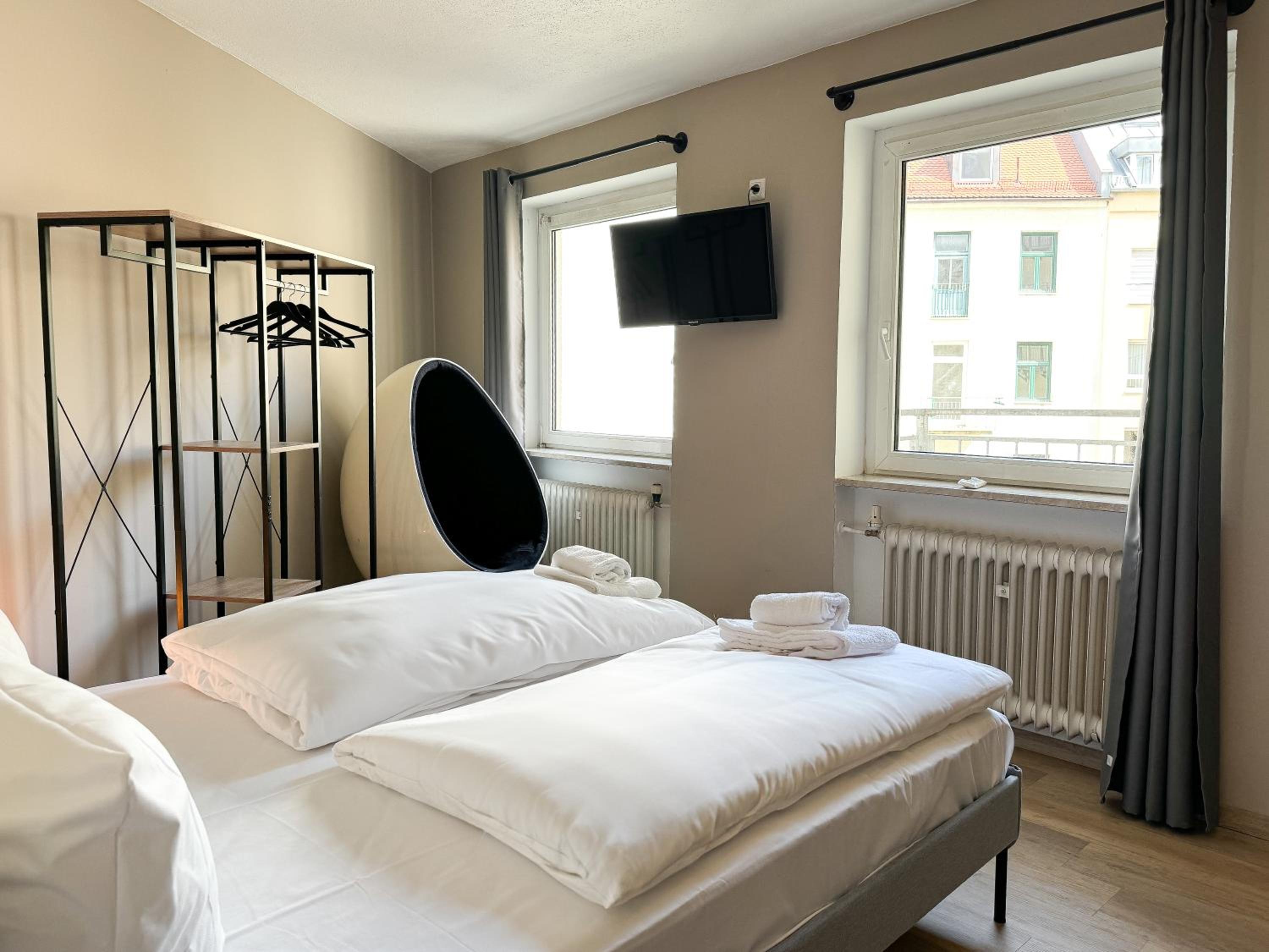 Quadruple Room - Photo 15