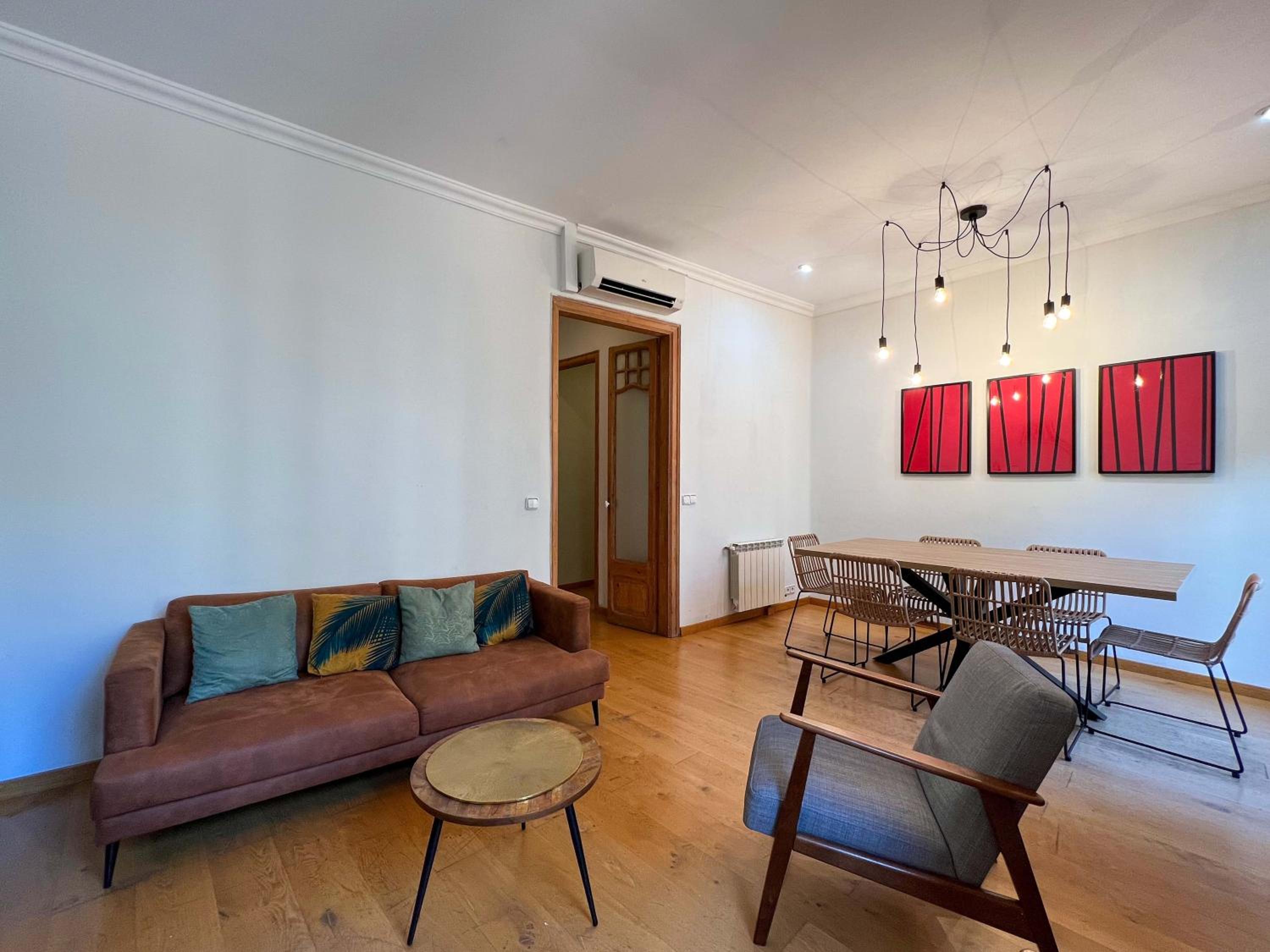 Three-Bedroom Apartment photo 2