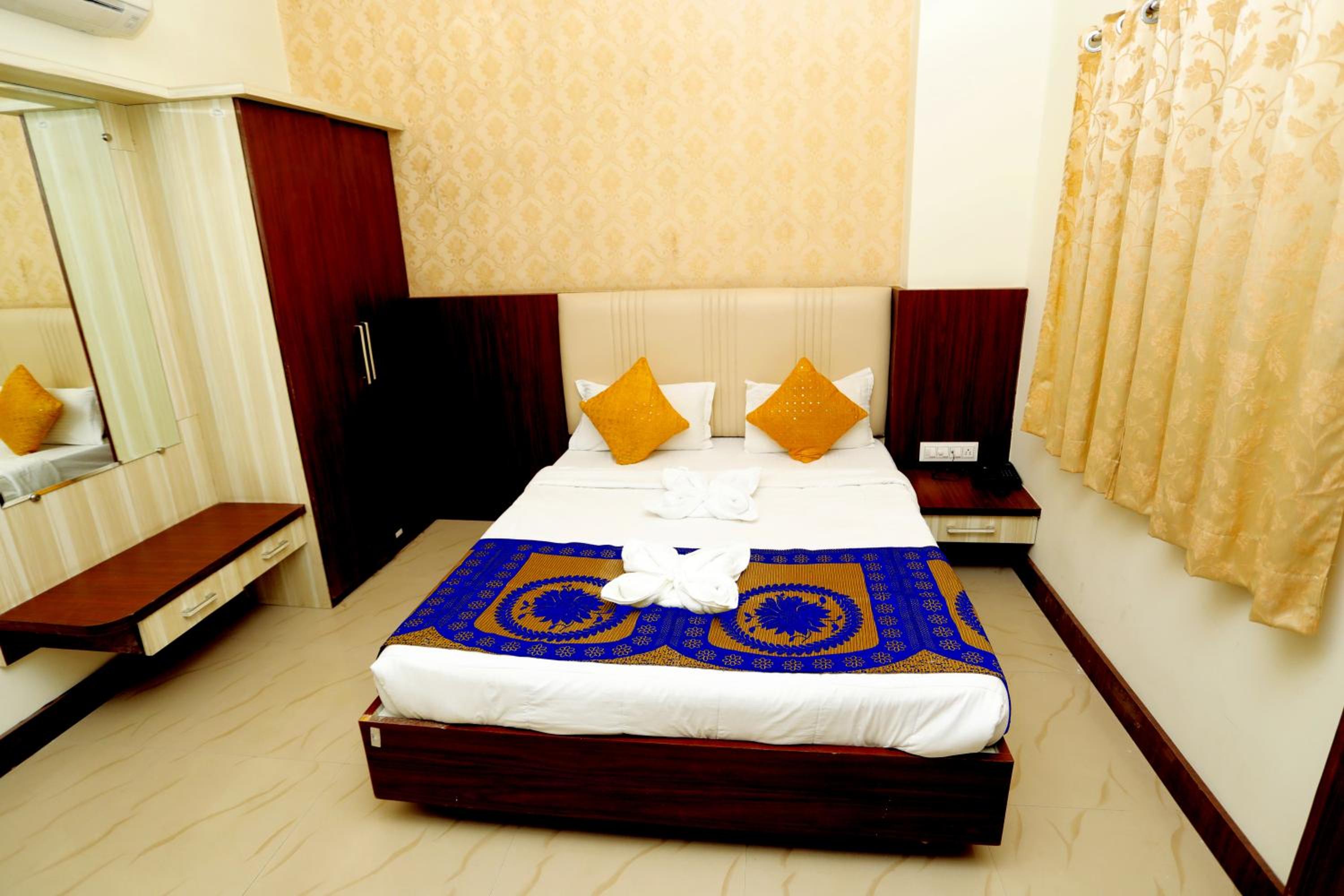 Standard King Room