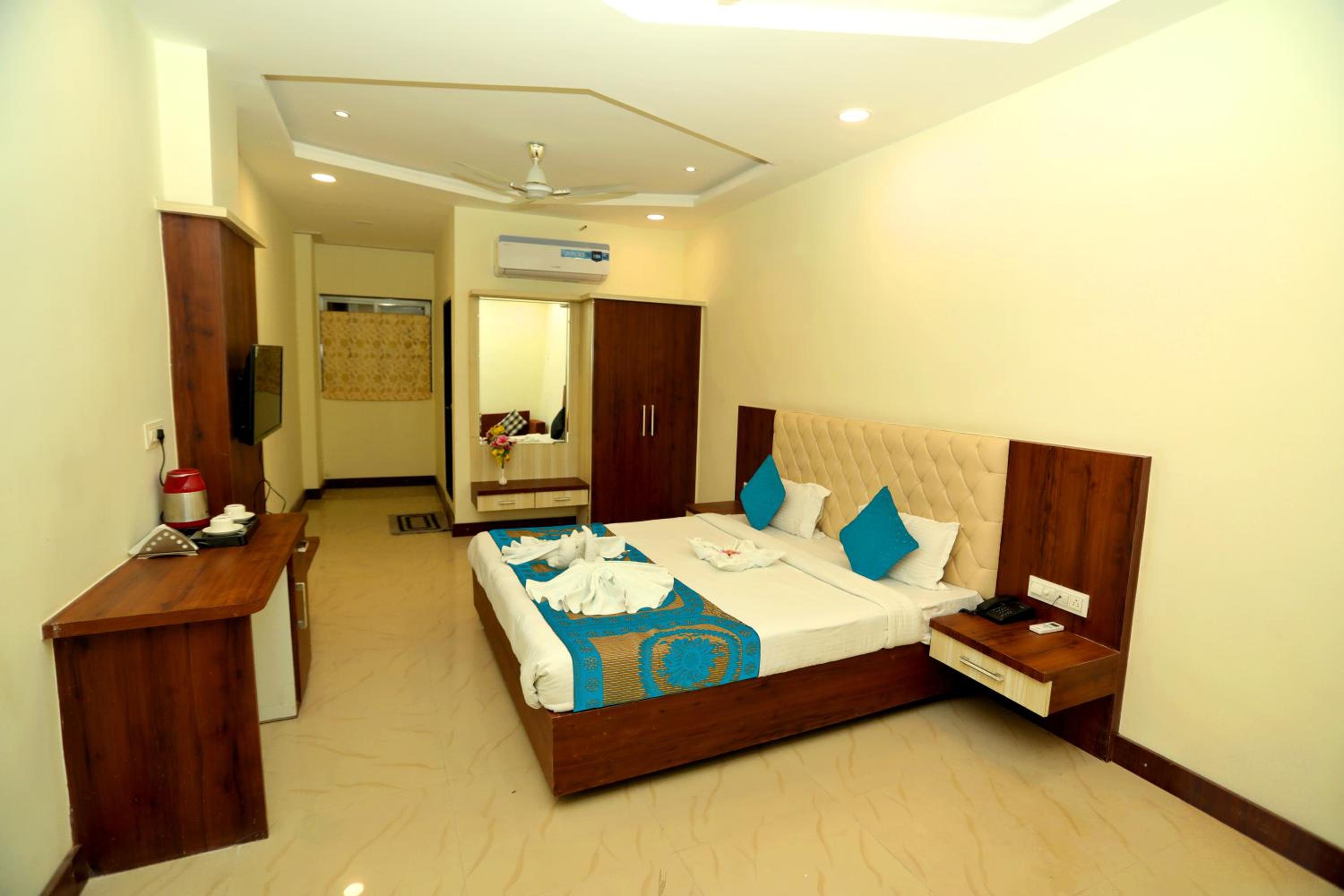 Deluxe Family Room
