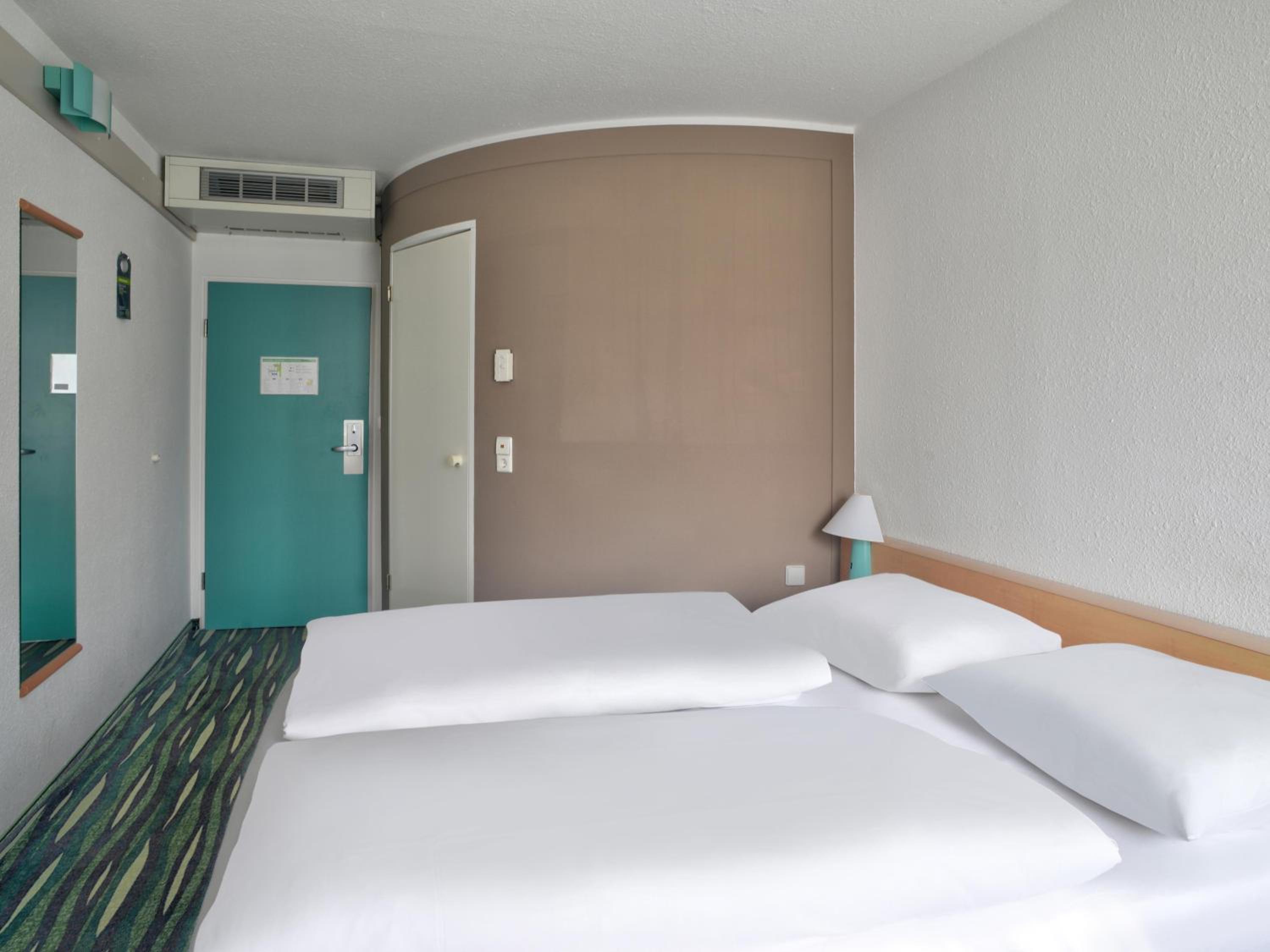 Double Room - Photo 3