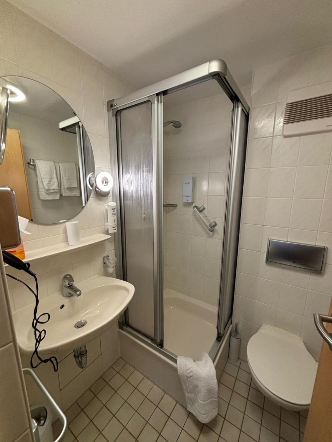 Double Room - Photo 3