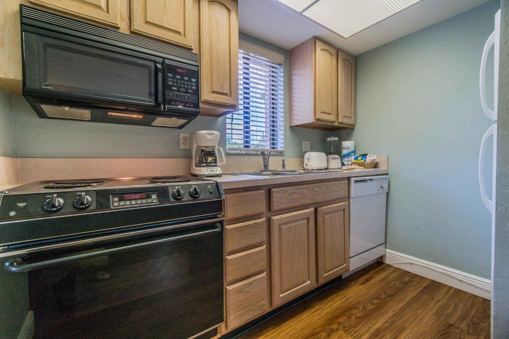 Studio Apartment photo 2