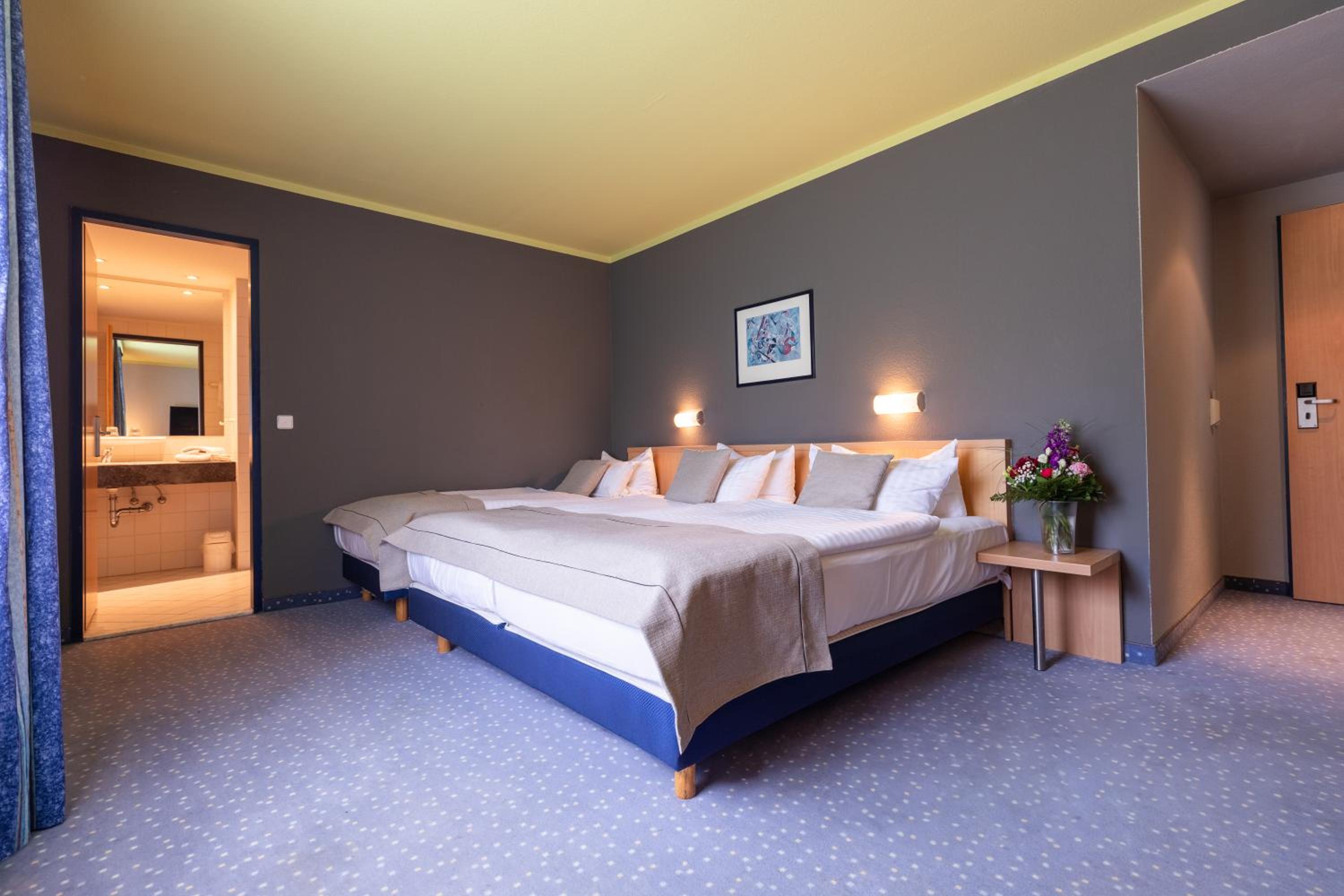 Standard Triple Room - Photo 1