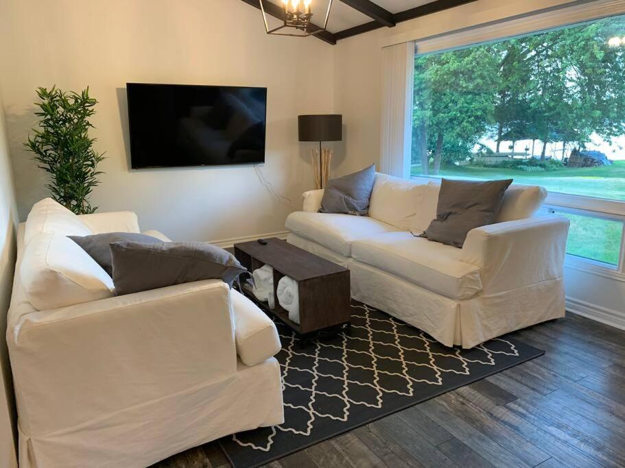 Two-Bedroom House photo 1