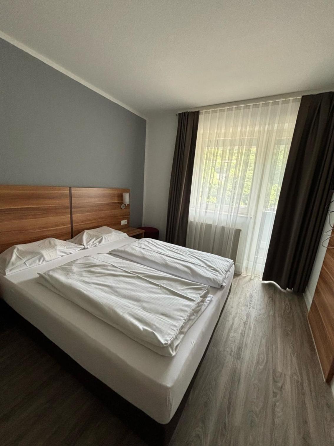 Triple Room with View - Photo 5