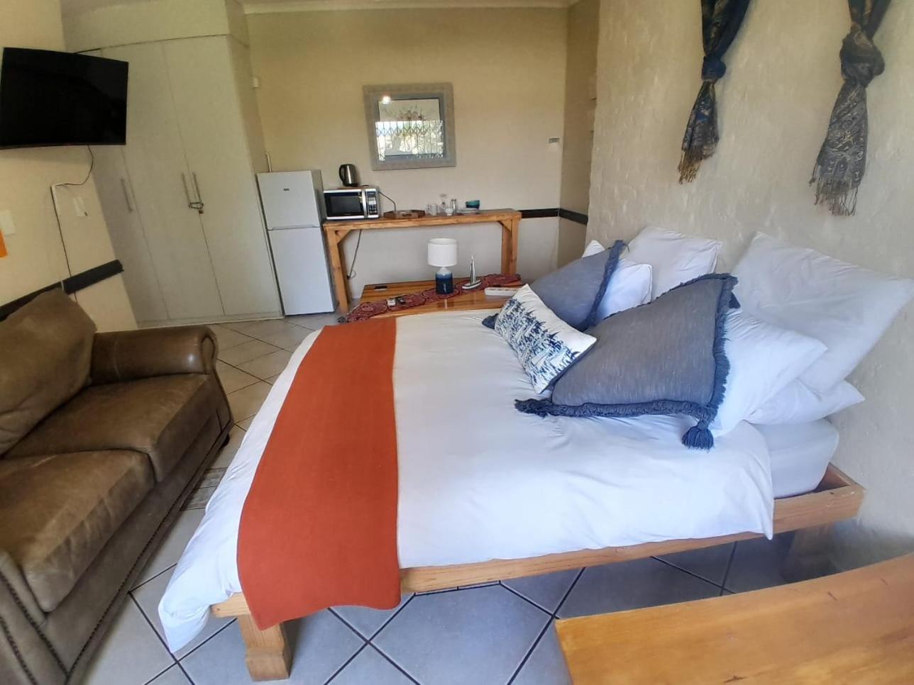 King Room with Garden View photo 3