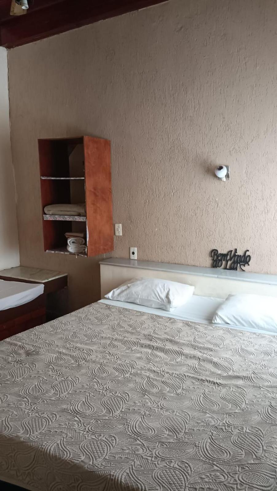 Economy Triple Room photo 3