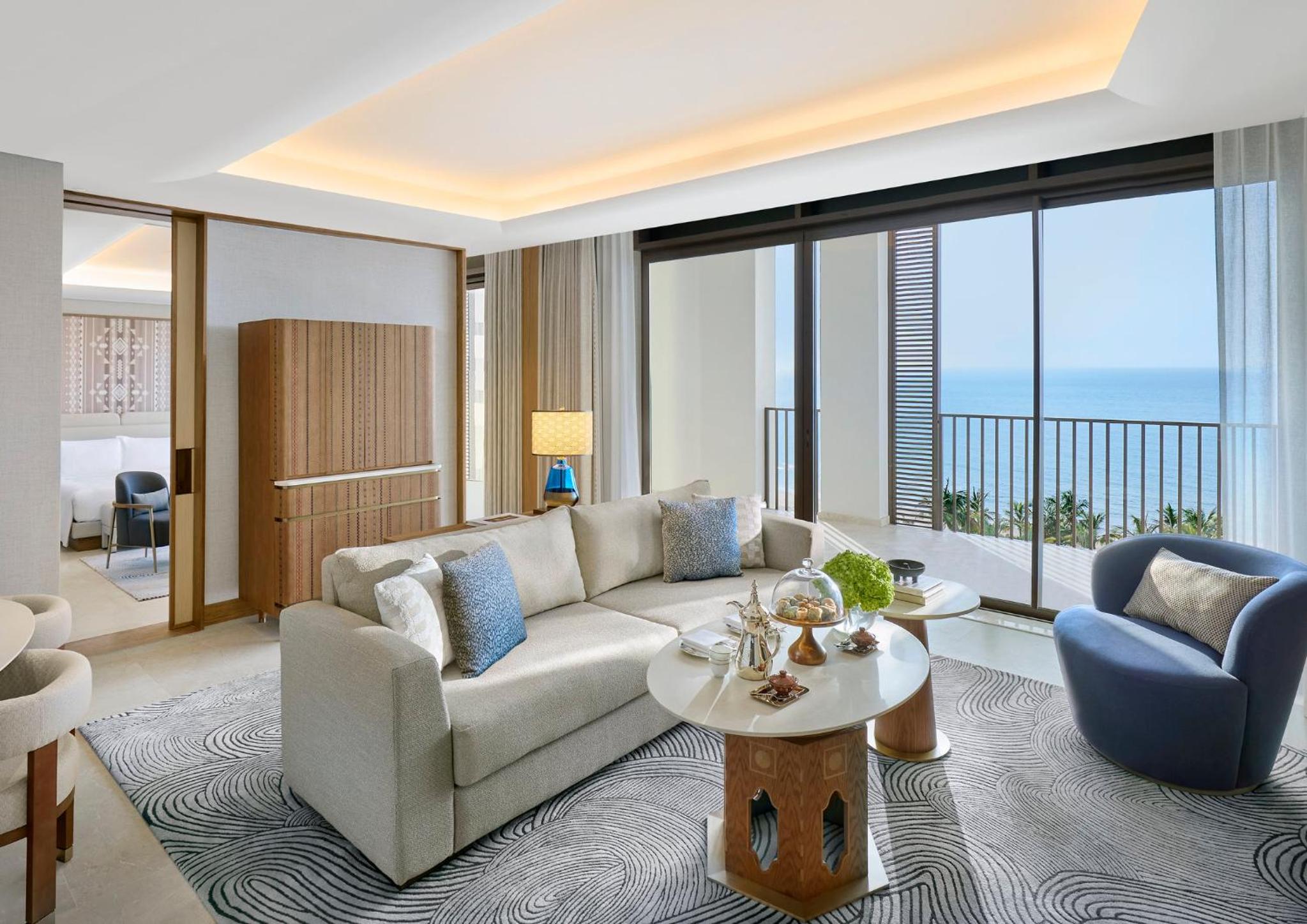 Sea View Suite - Photo 3