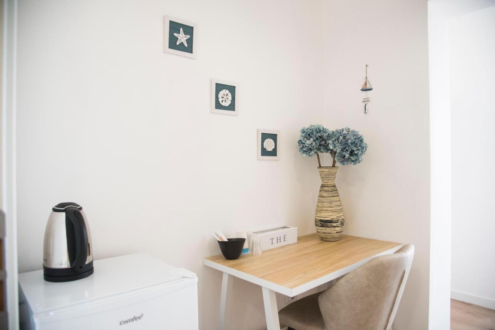 Triple Room with Balcony - Photo 6