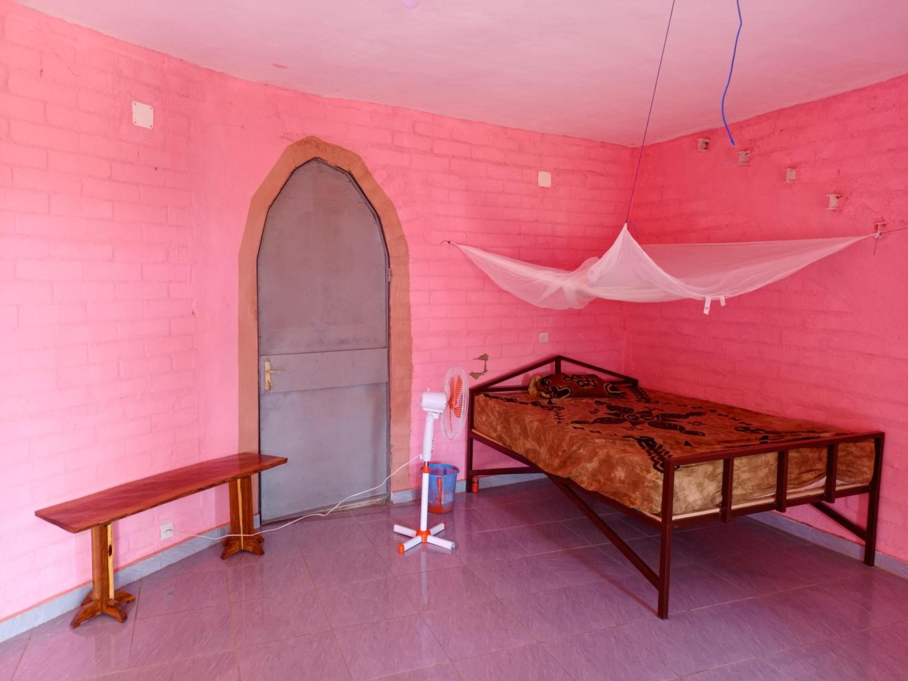 Budget Double Room photo 3