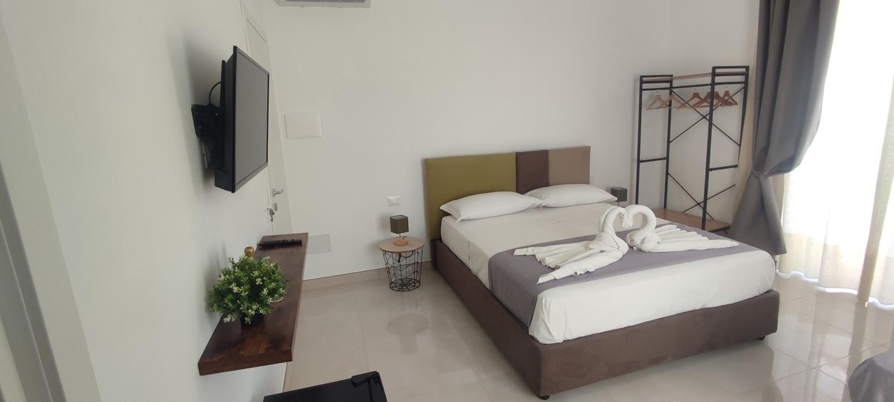 Deluxe Triple Room photo 2