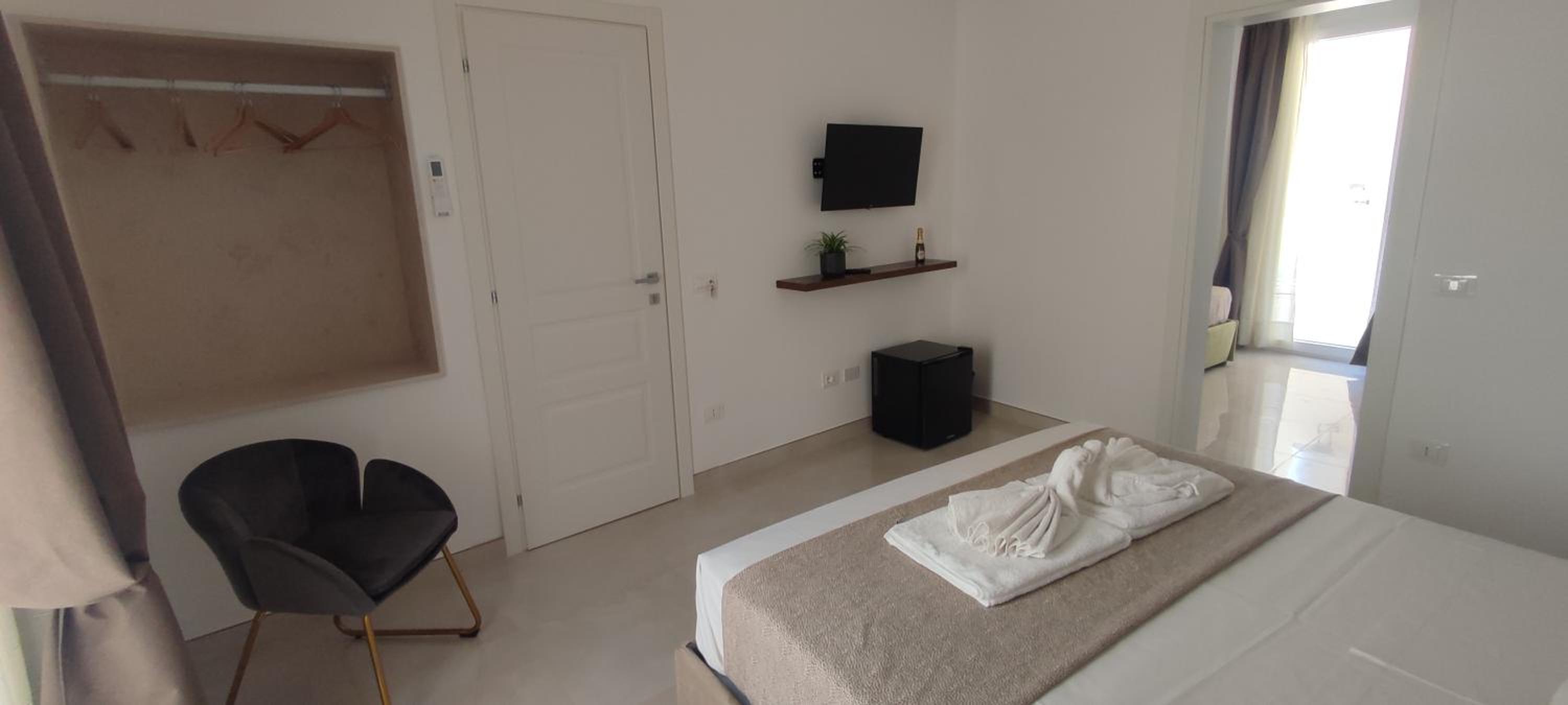 Deluxe Quadruple Room photo 1