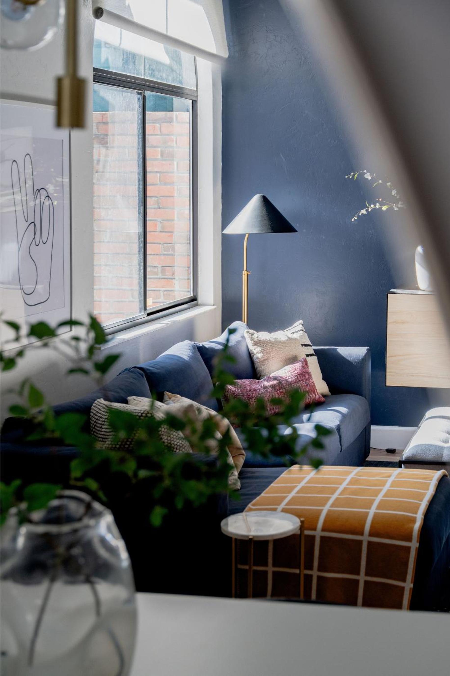 Two-Bedroom Apartment - Photo 16