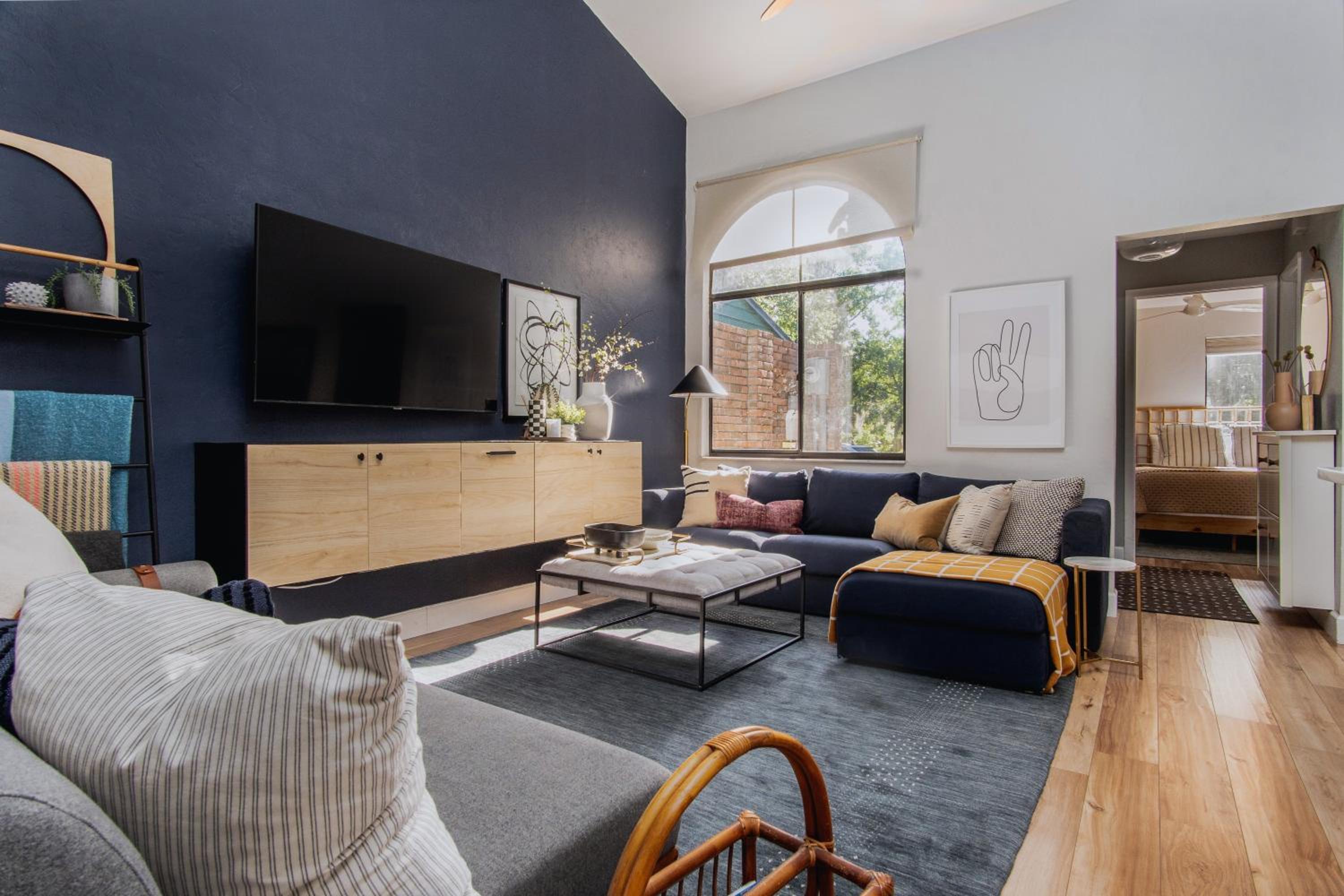 Two-Bedroom Apartment - Photo 4
