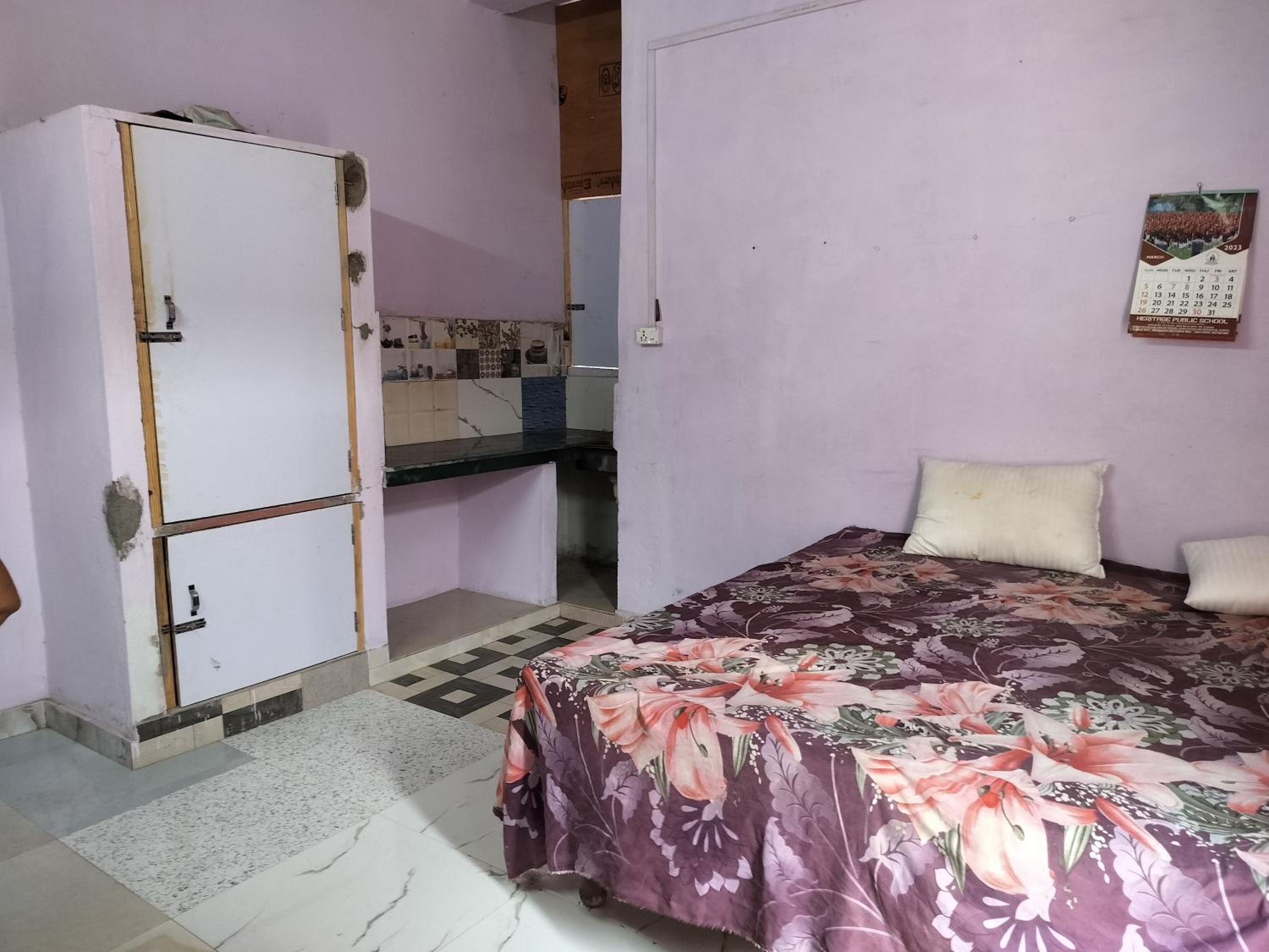 Small Double Room photo 2