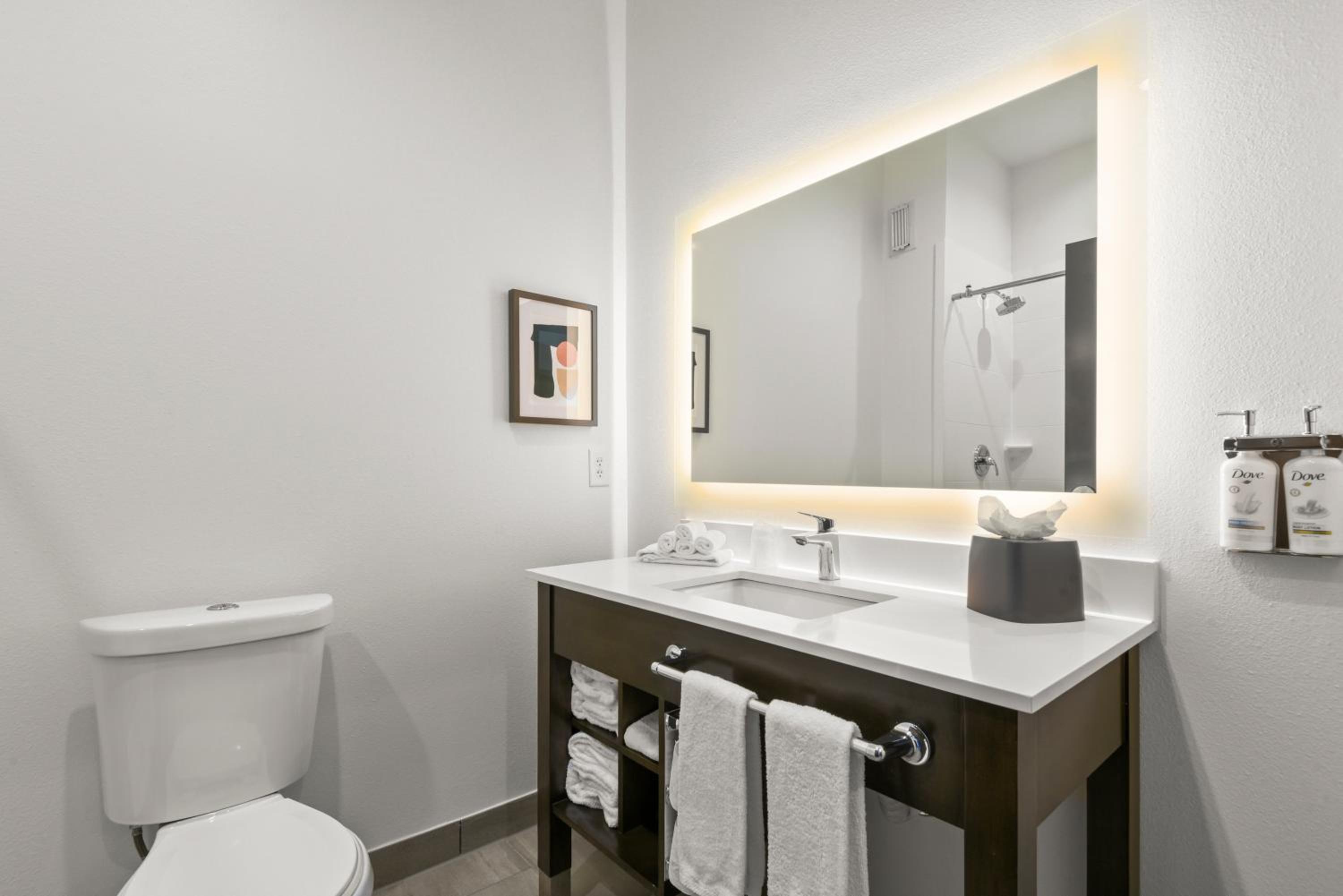 Queen Room with Two Queen Beds - Hearing Accessible/Non-Smoking