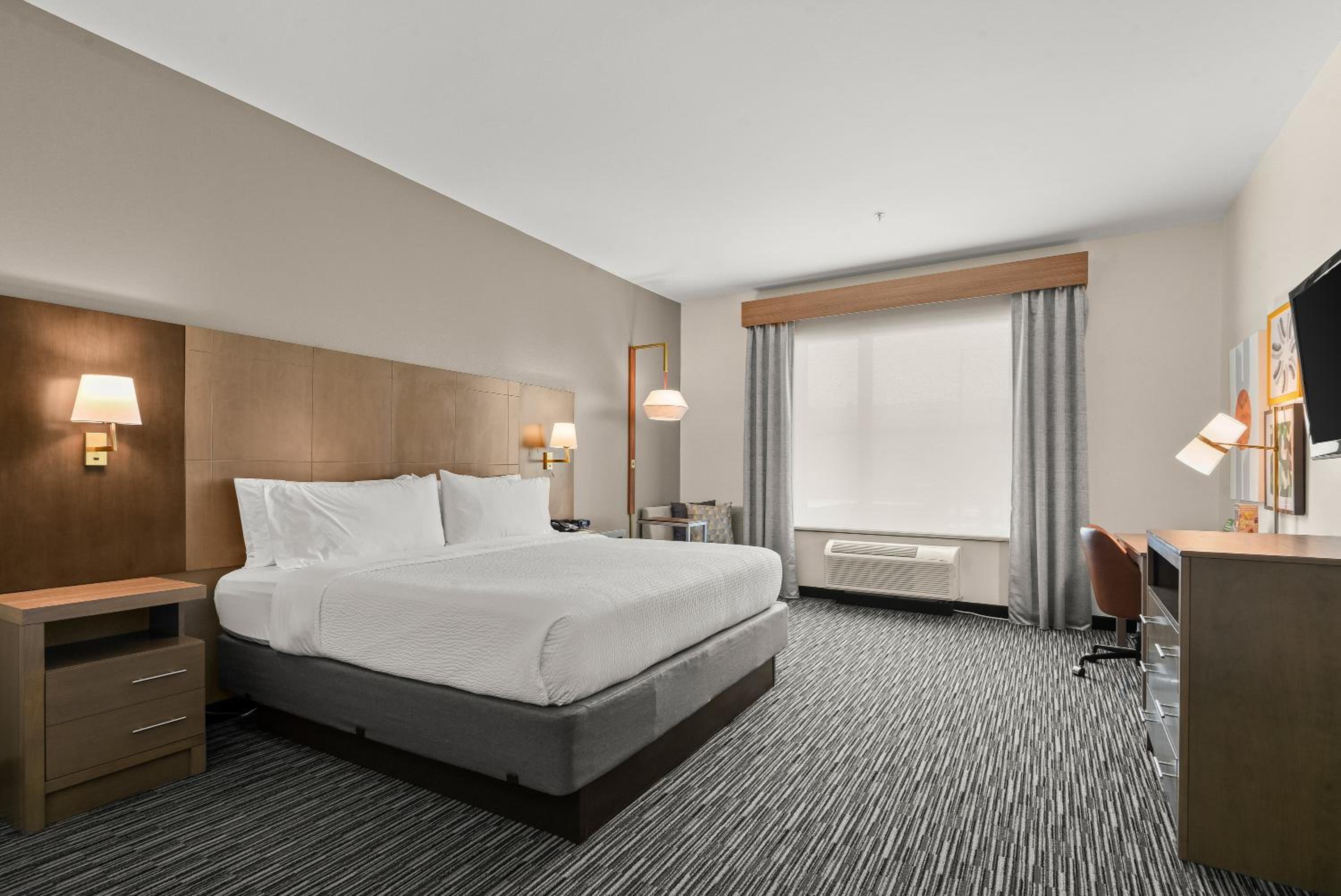 Standard Room photo 2