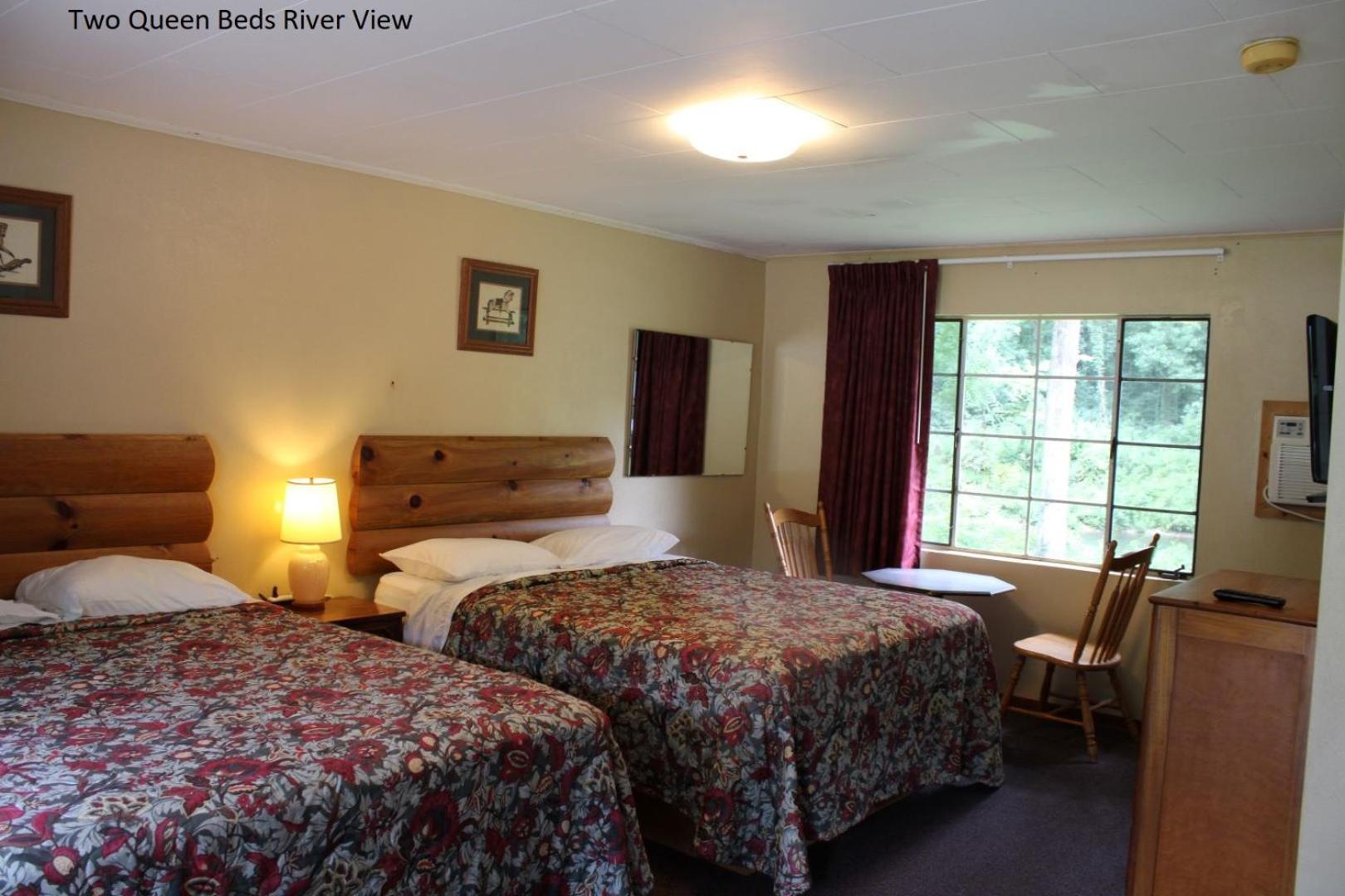 Room with Two Queen Beds - River View photo 1