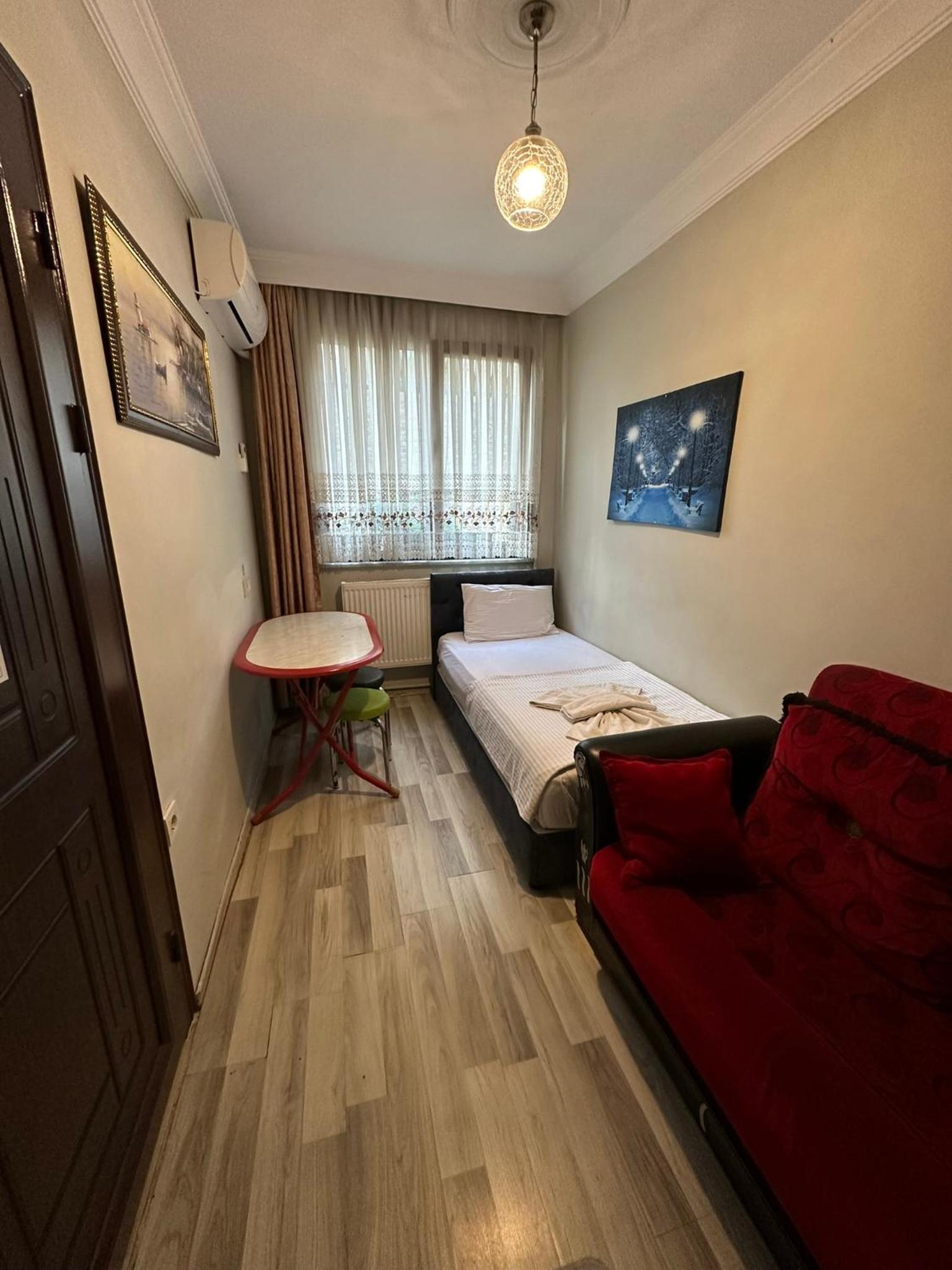 Two-Bedroom Deluxe Apartment photo 1