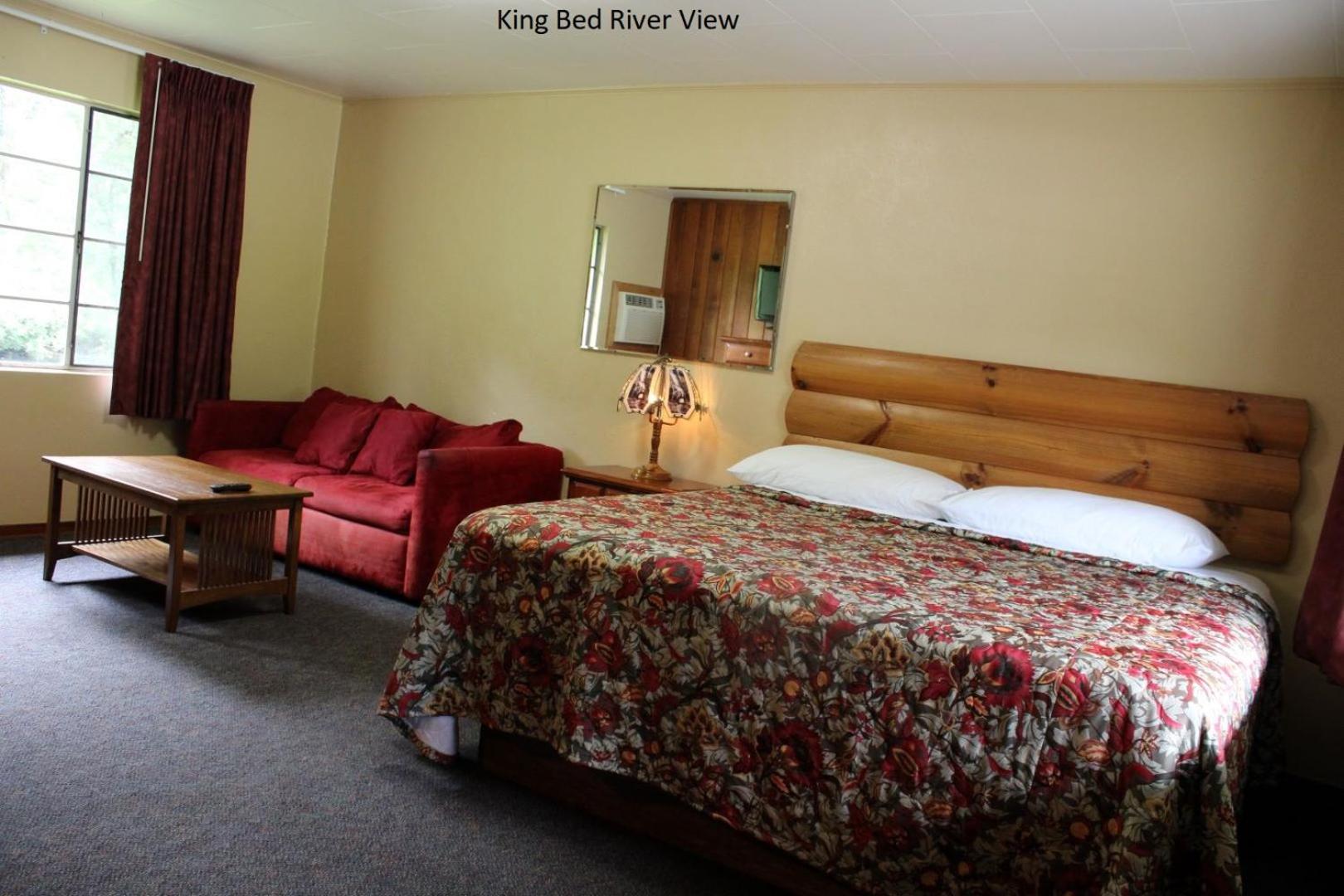 King Room - River View photo 1