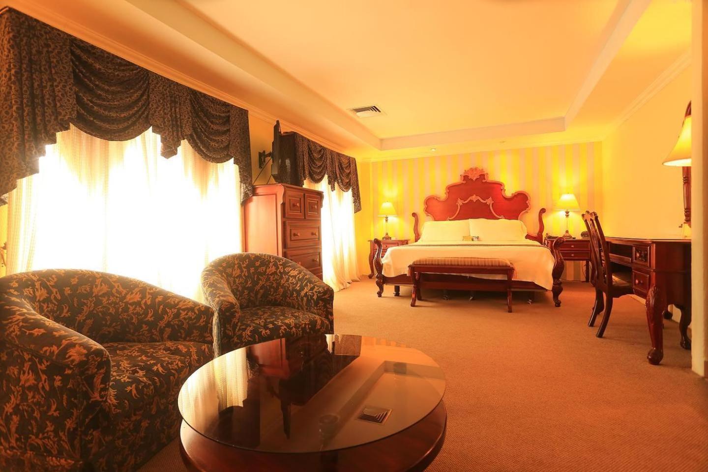Standard Suite photo 2