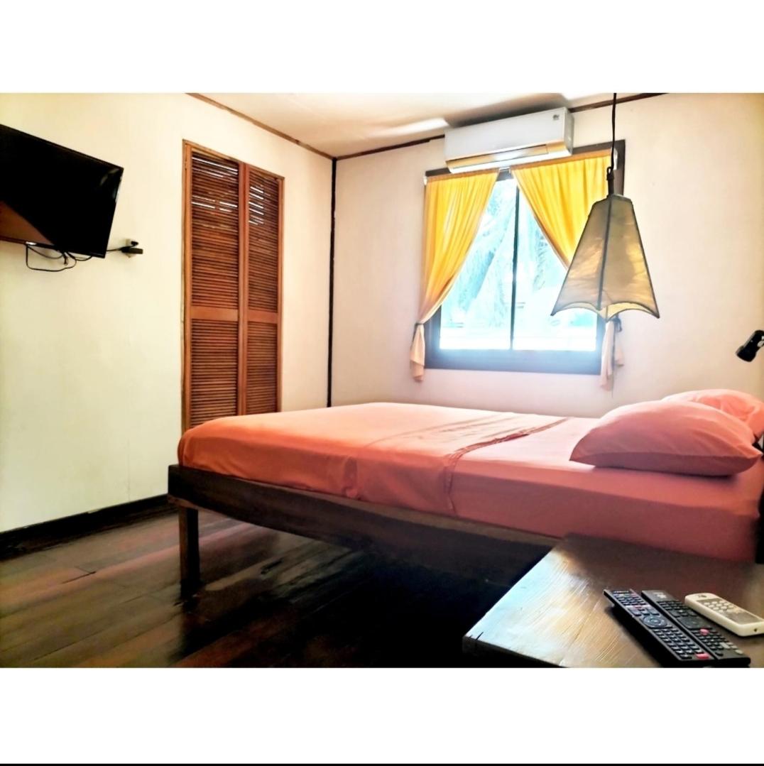 Studio Apartment photo 2