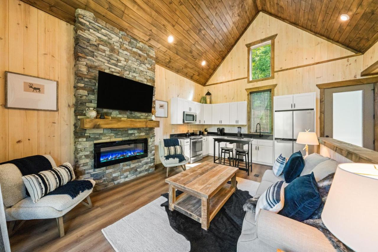 Two-Bedroom House photo 2
