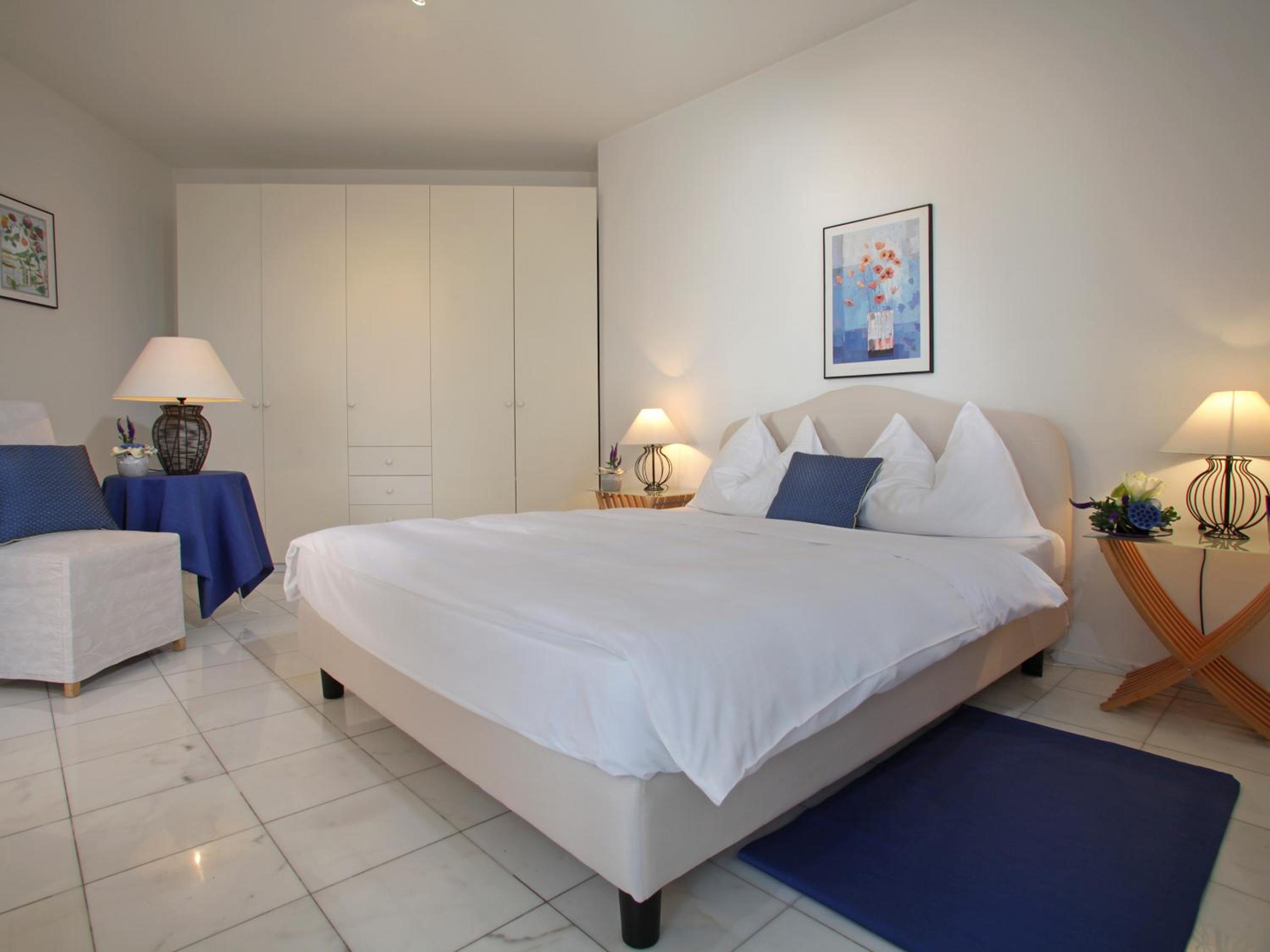 Premium Suite - Photo 12