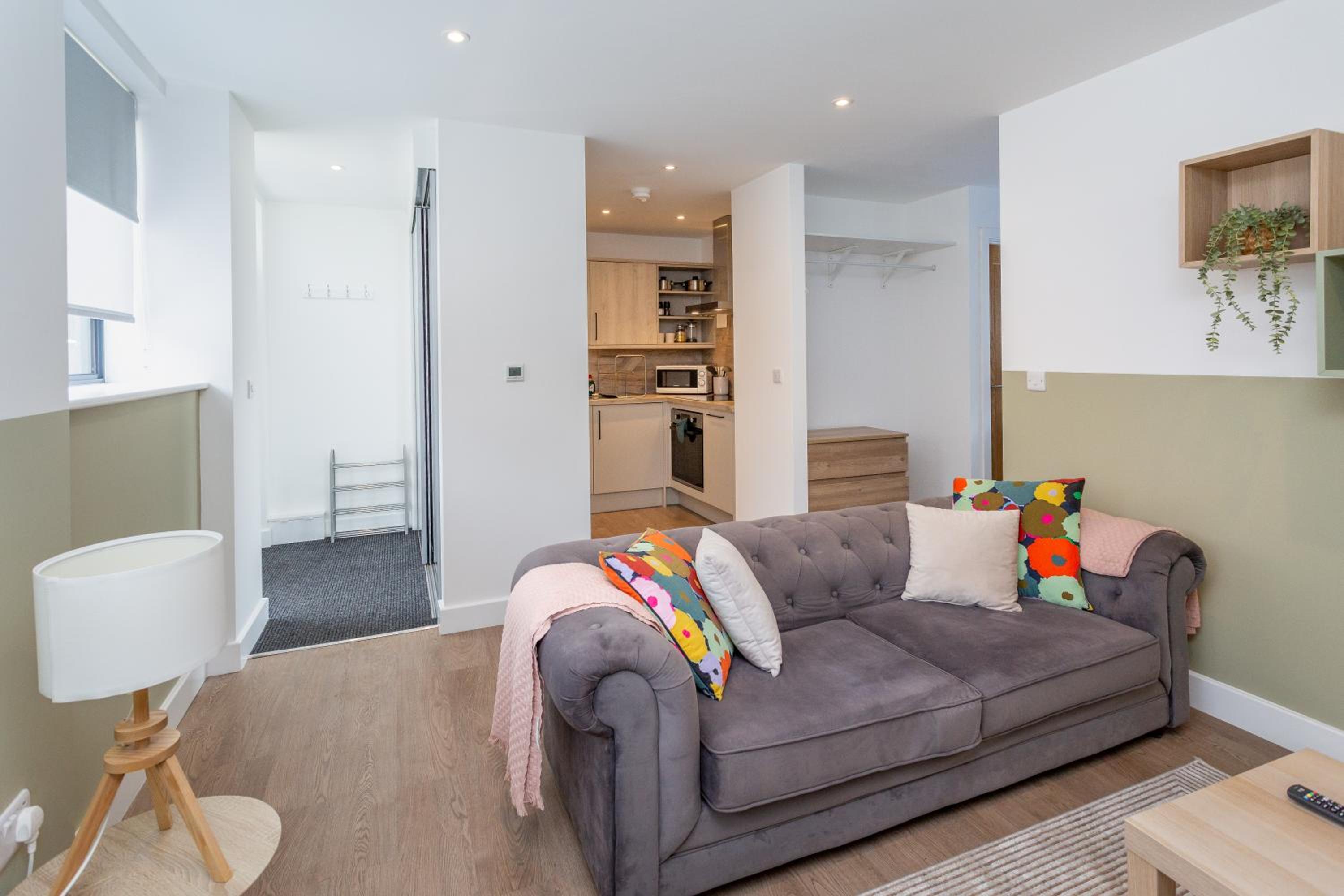 One-Bedroom Apartment