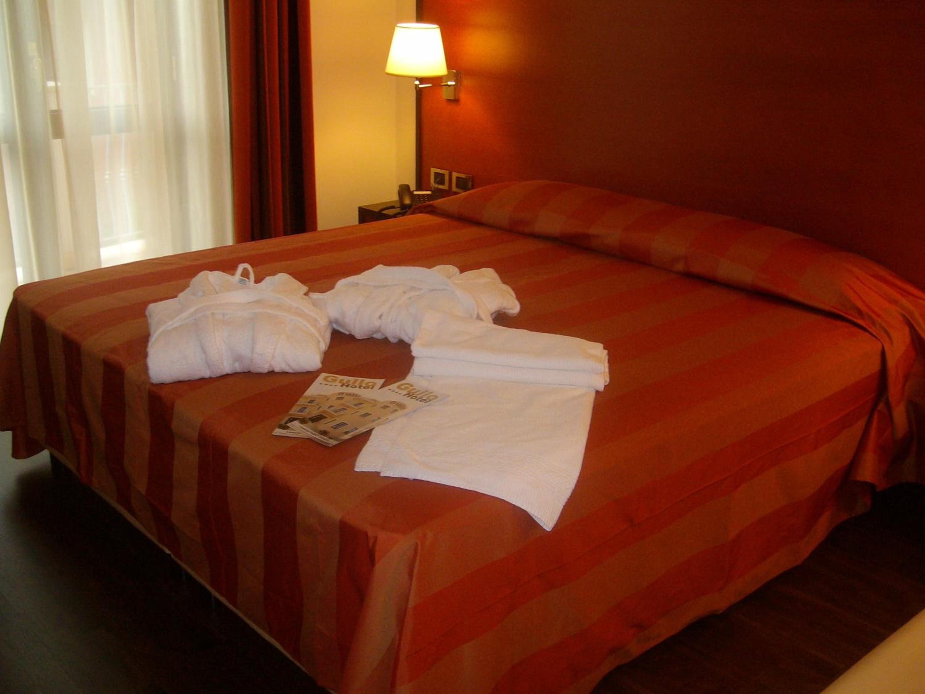 Standard Double Room - Photo 4