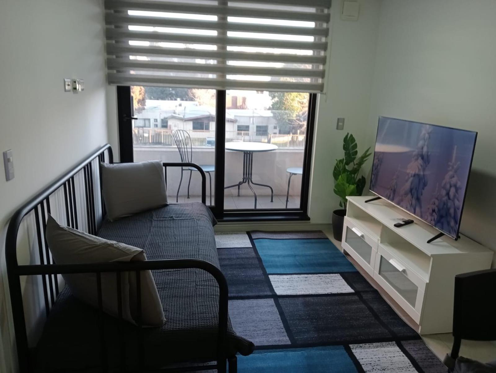 One-Bedroom Apartment photo 1