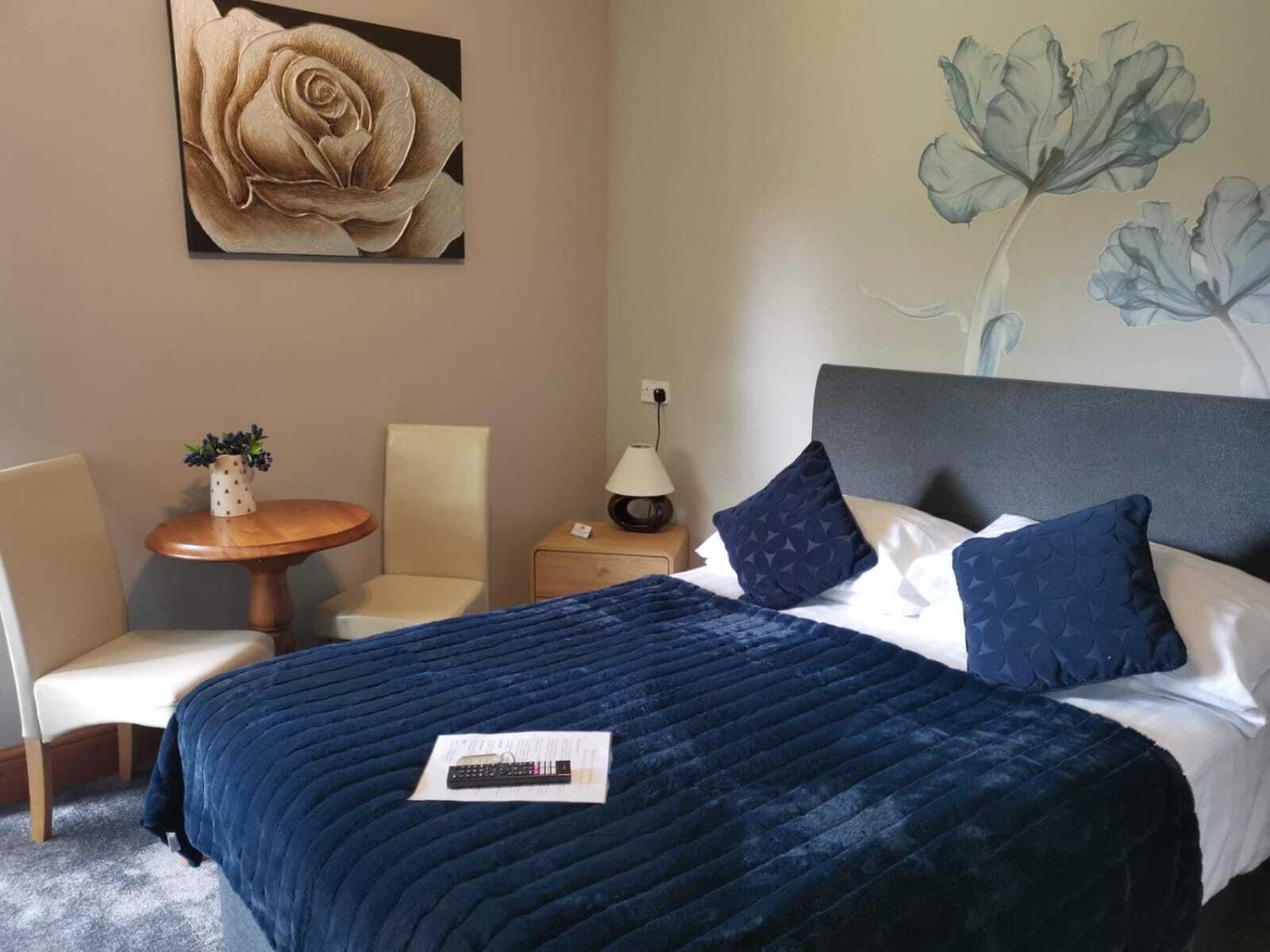 Double Room with Private Bathroom photo 1