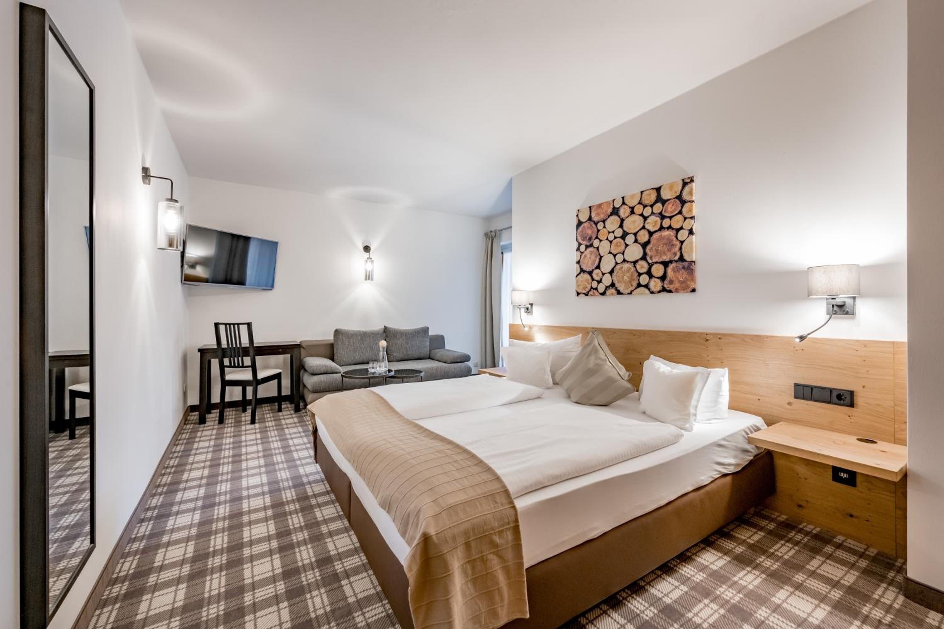 Standard Double Room - Photo 6