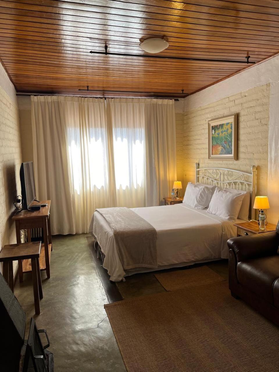 Deluxe Suite photo 1