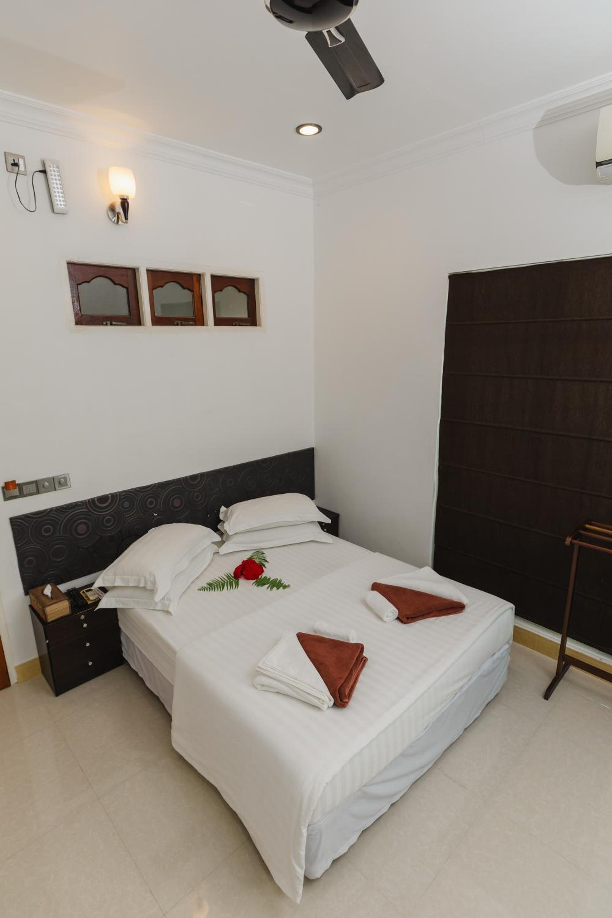 Deluxe Double Room With Bath photo 1