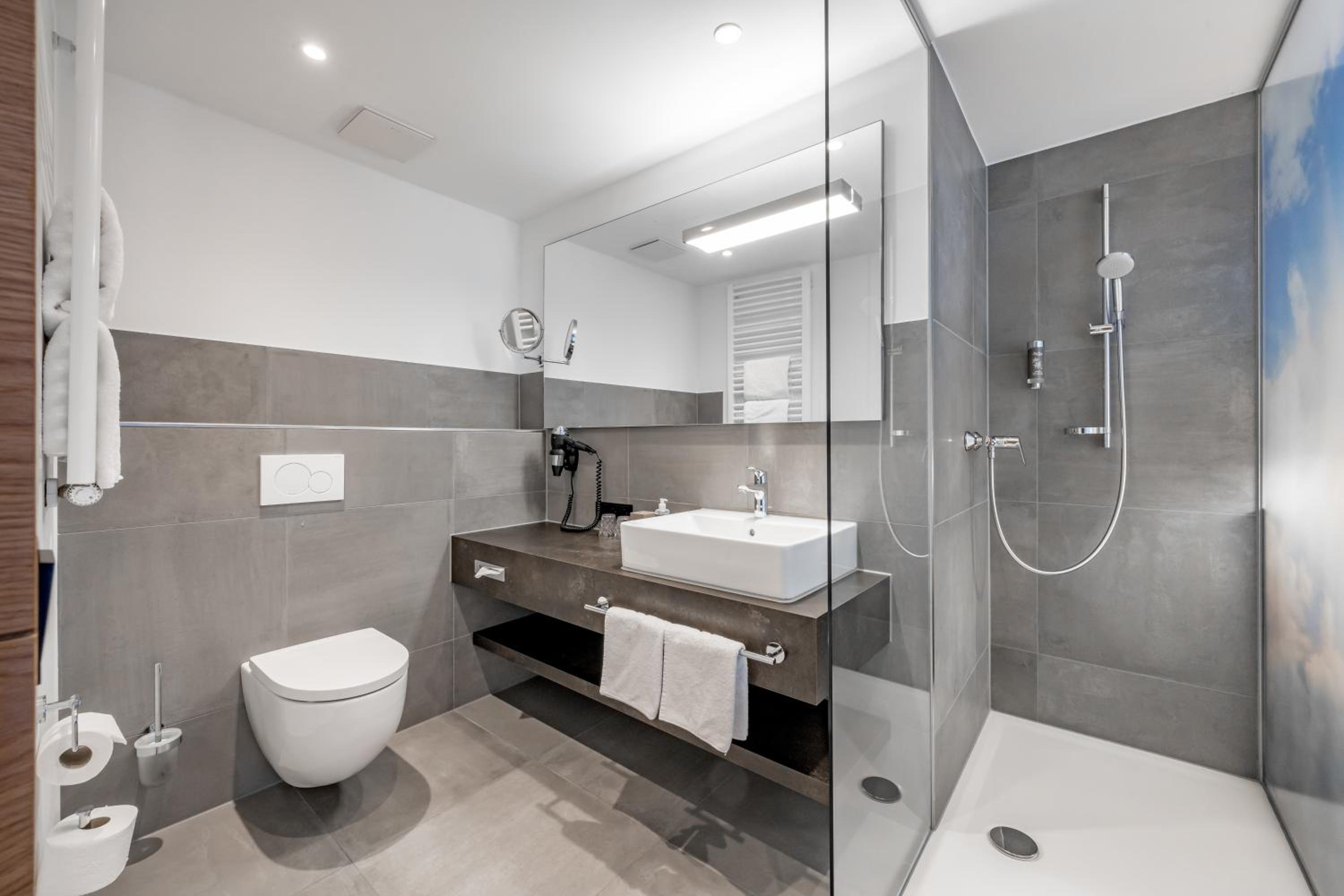 Double Room - Photo 6