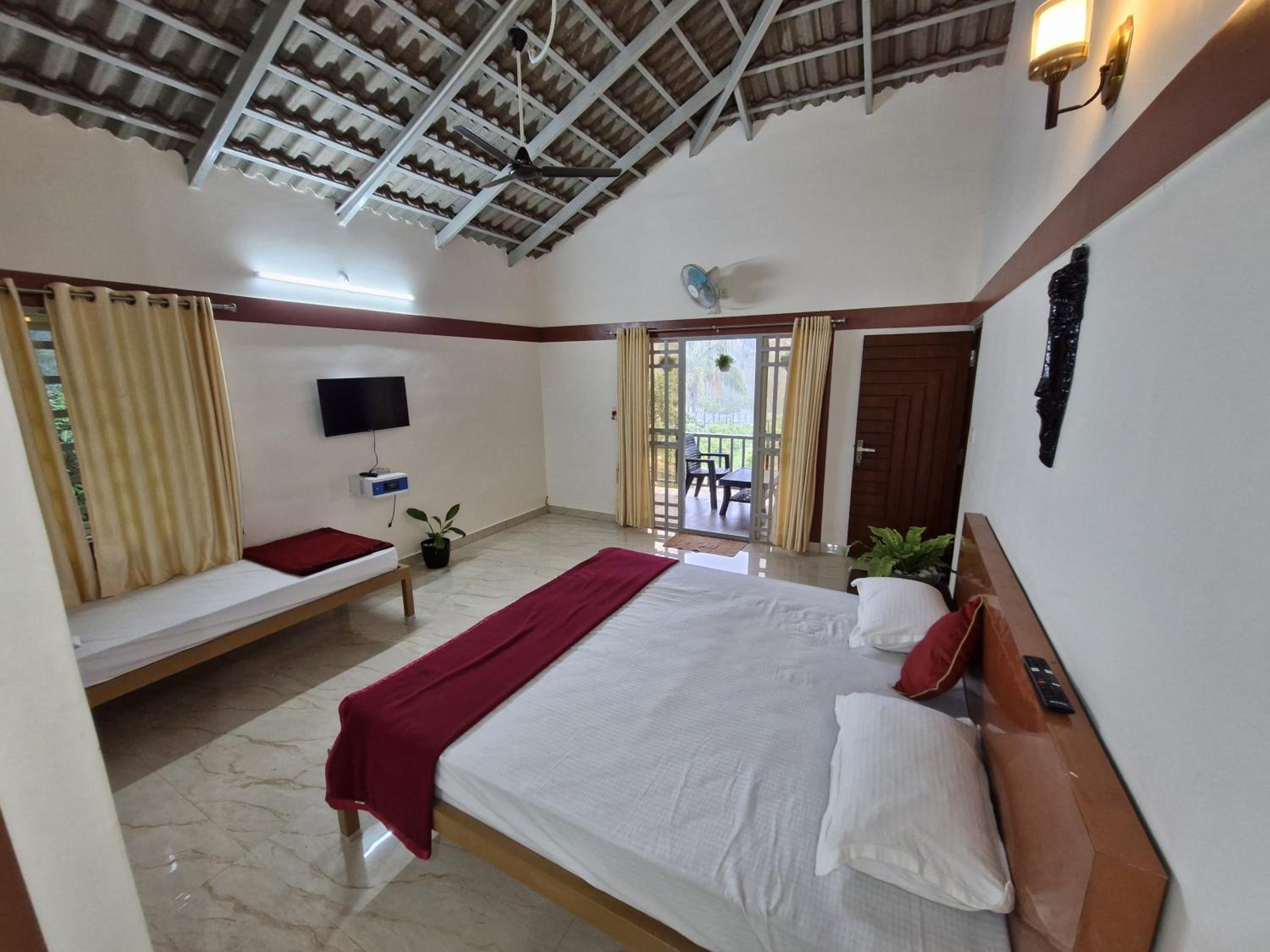 Triple Room with Balcony photo 1