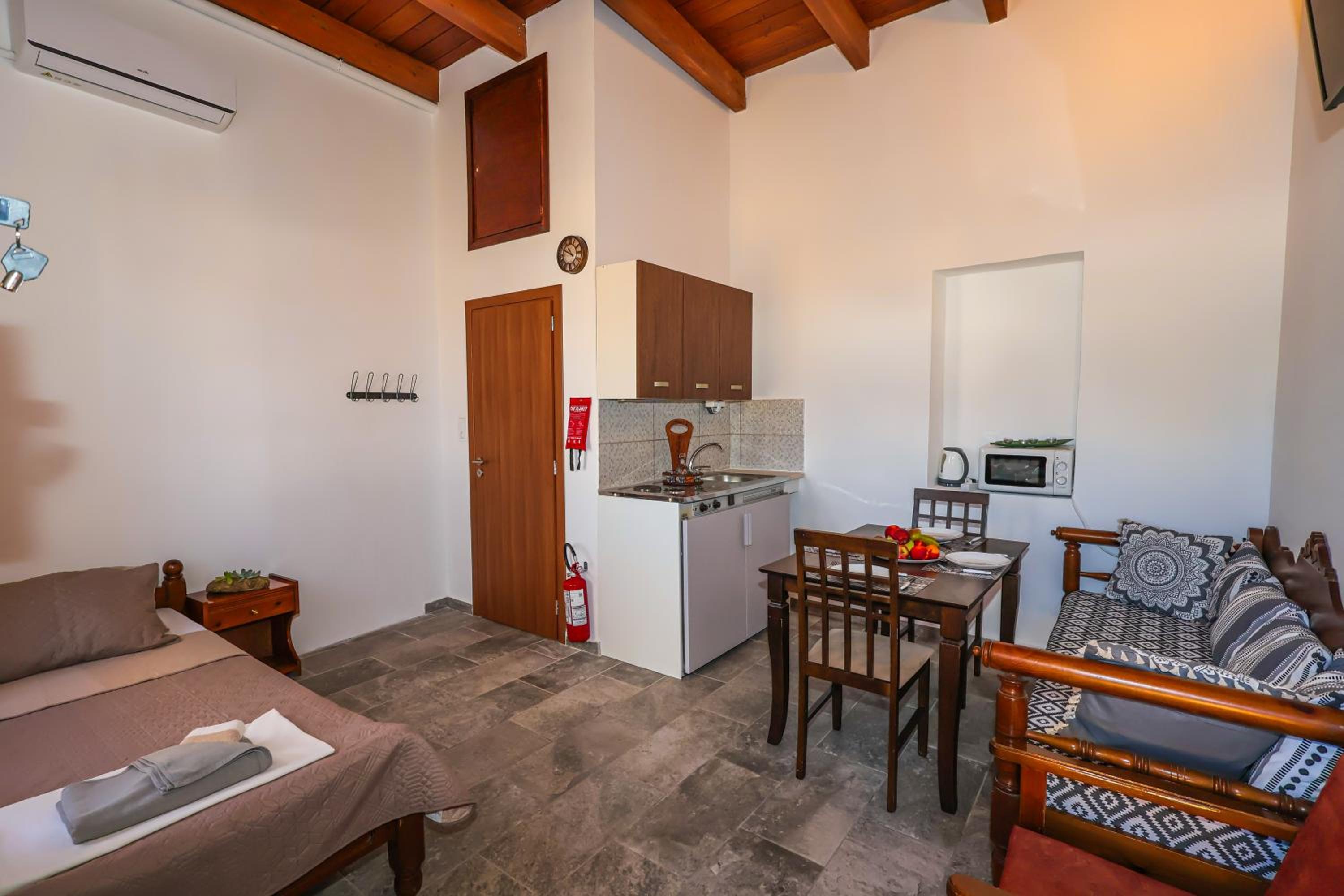 Apartment with Balcony photo 1