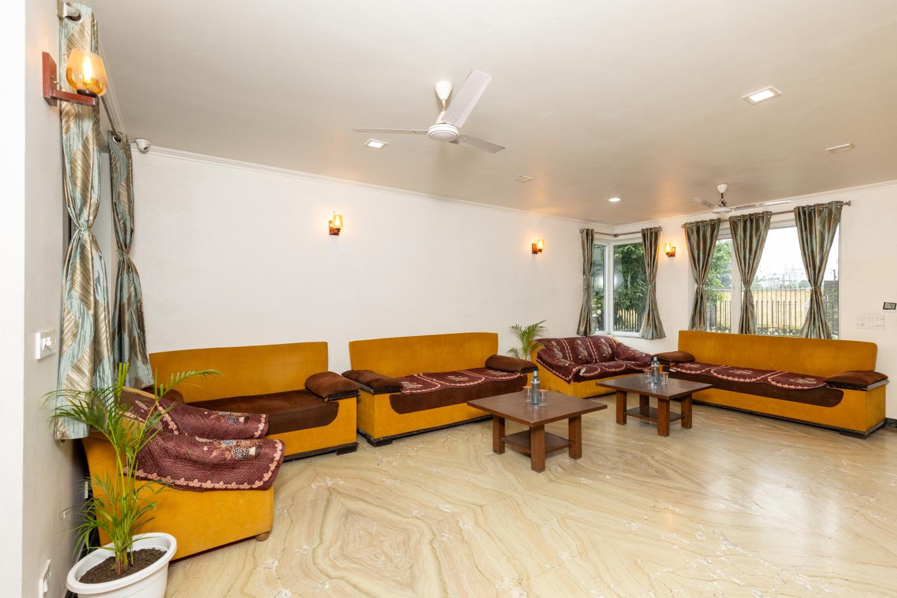Deluxe Double Room With Balcony photo 2