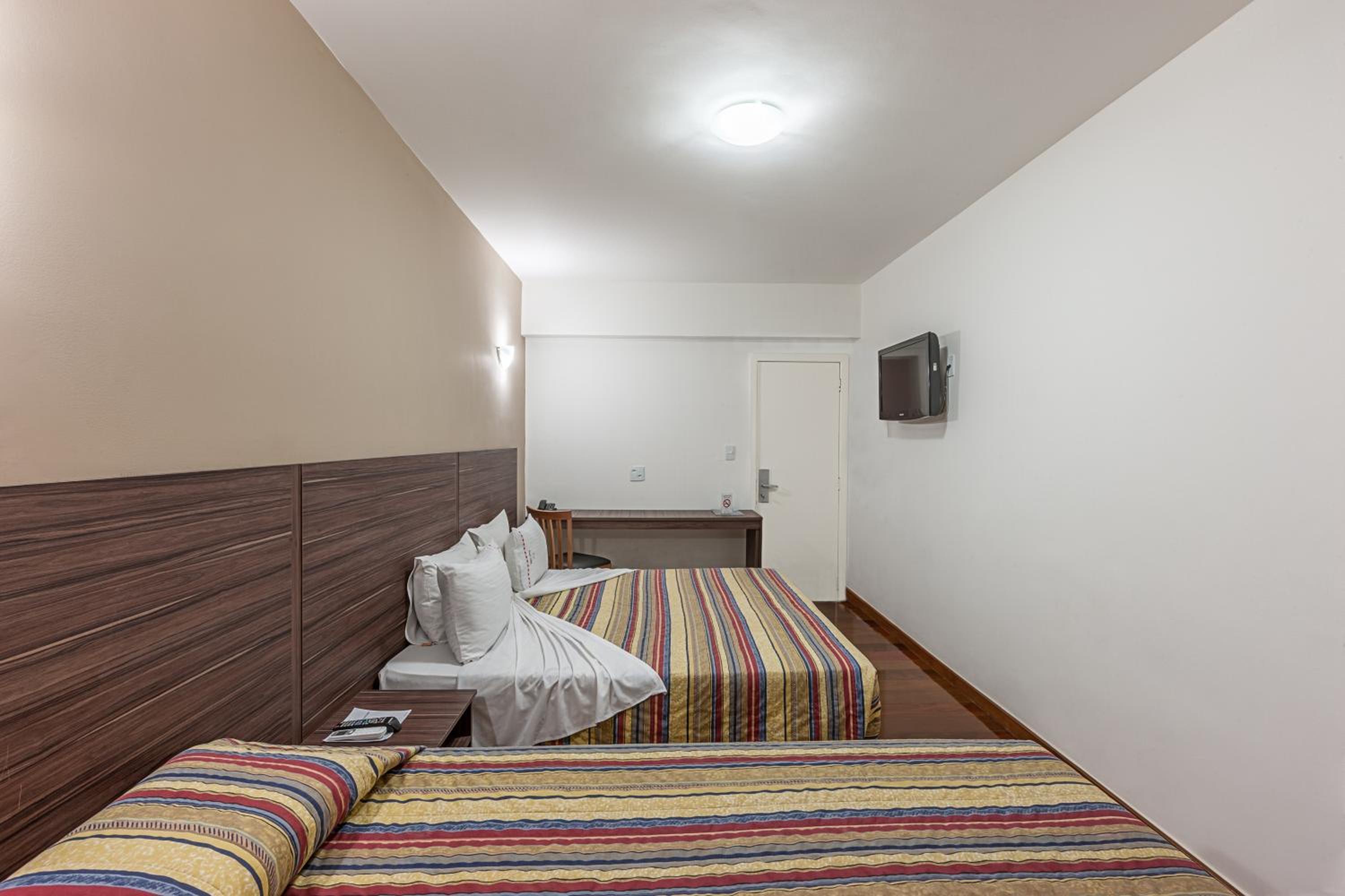 Standard Twin Room photo 1