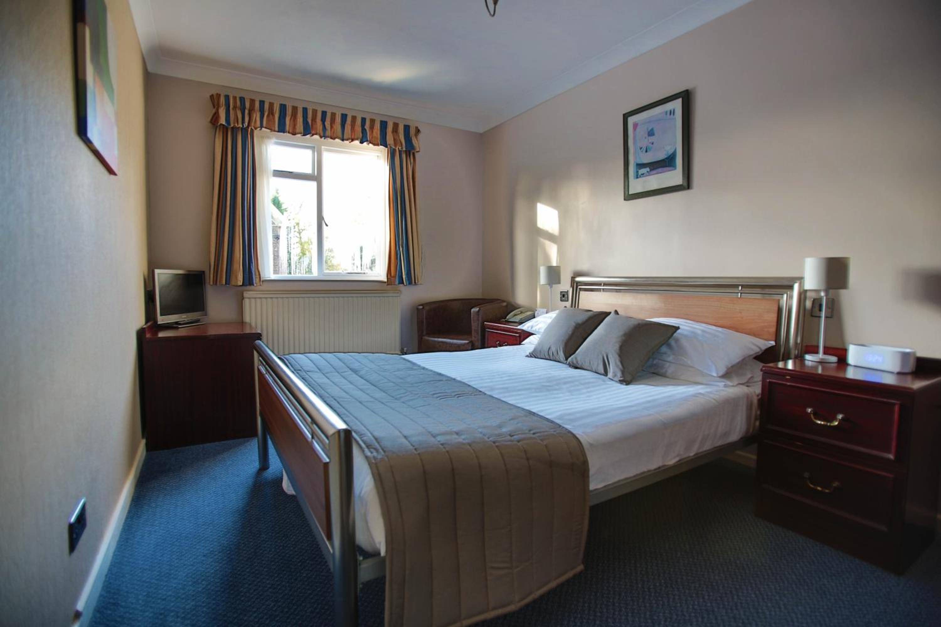 Economy Double Room - Photo 12