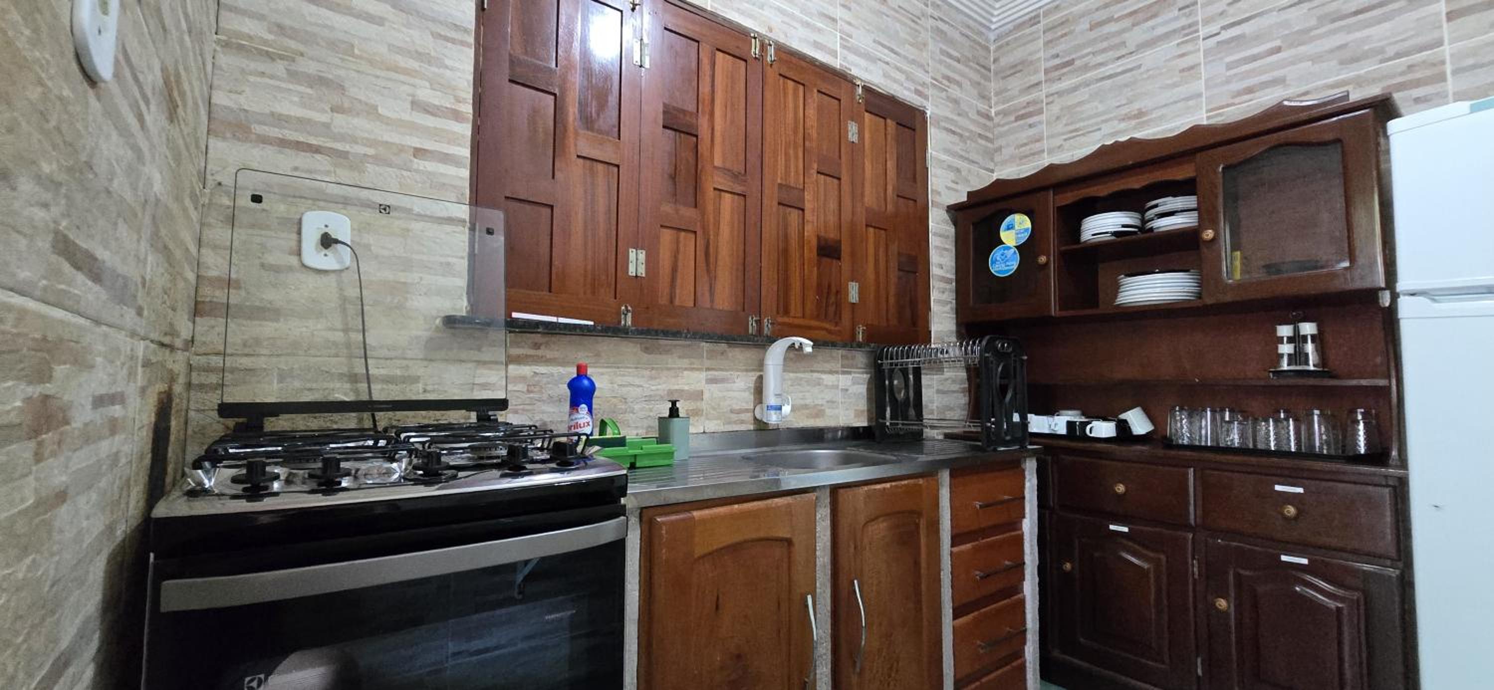 Three-Bedroom House photo 3