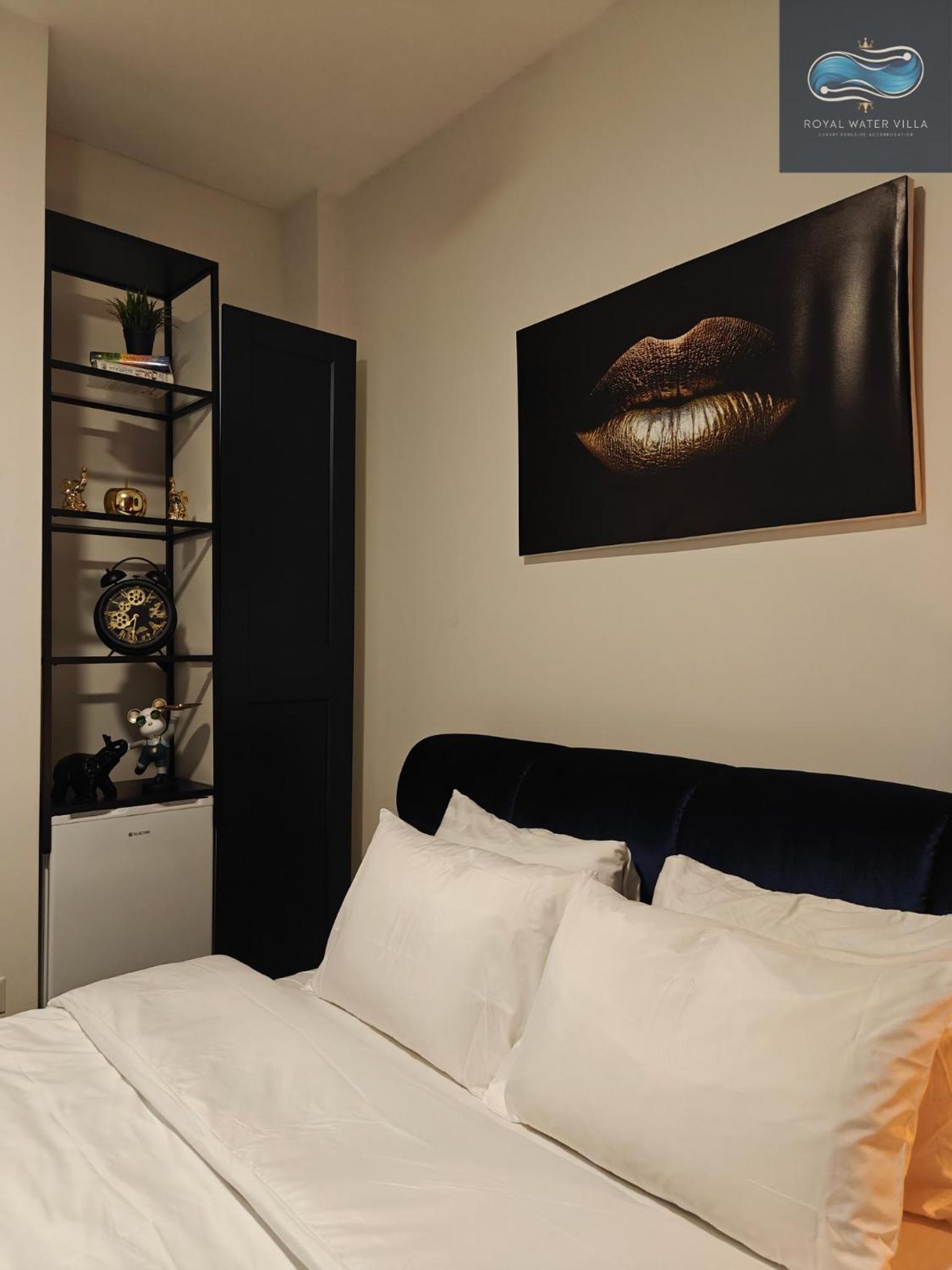 Junior Suite with Private Pool photo 2