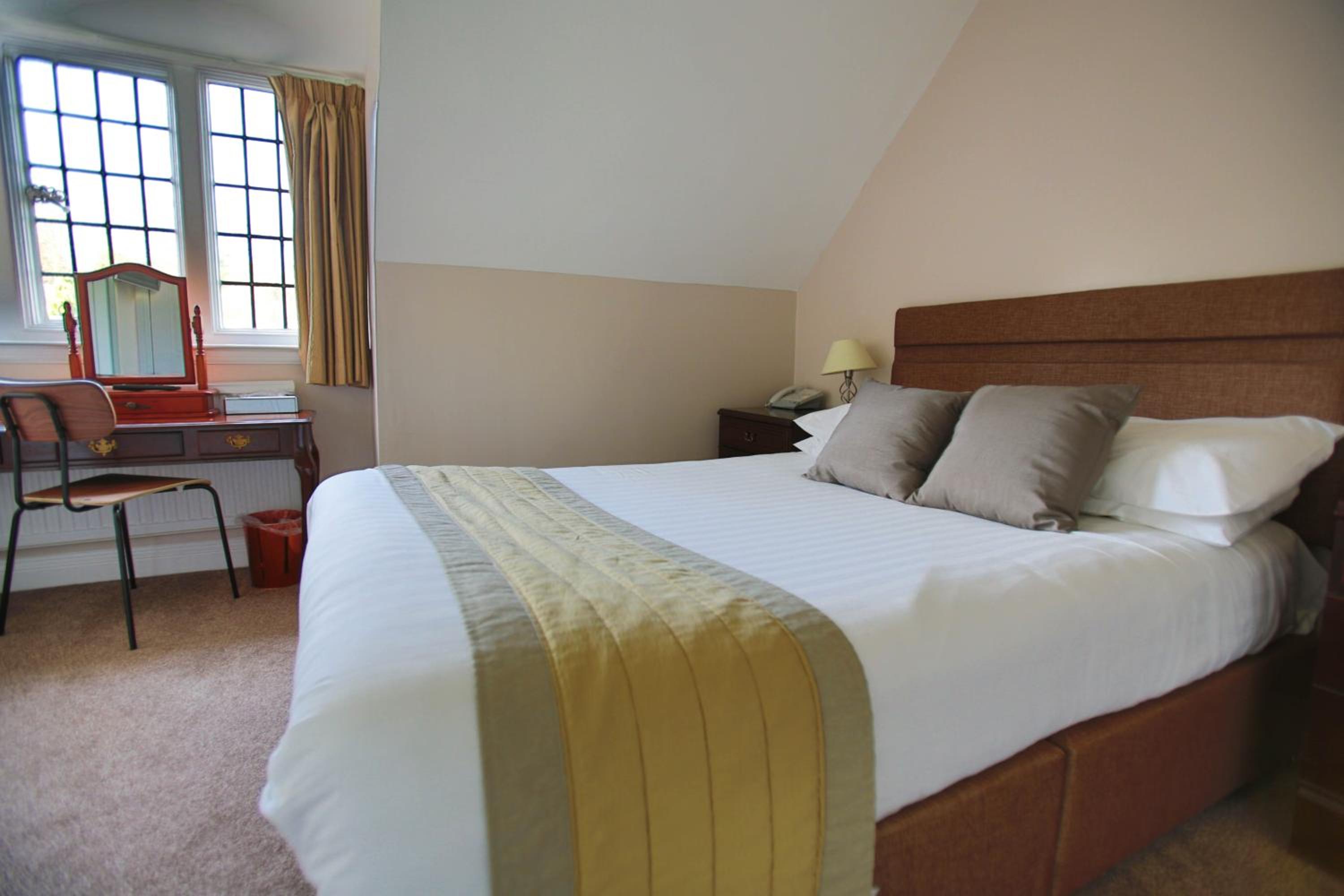 Standard Double Room - Photo 14