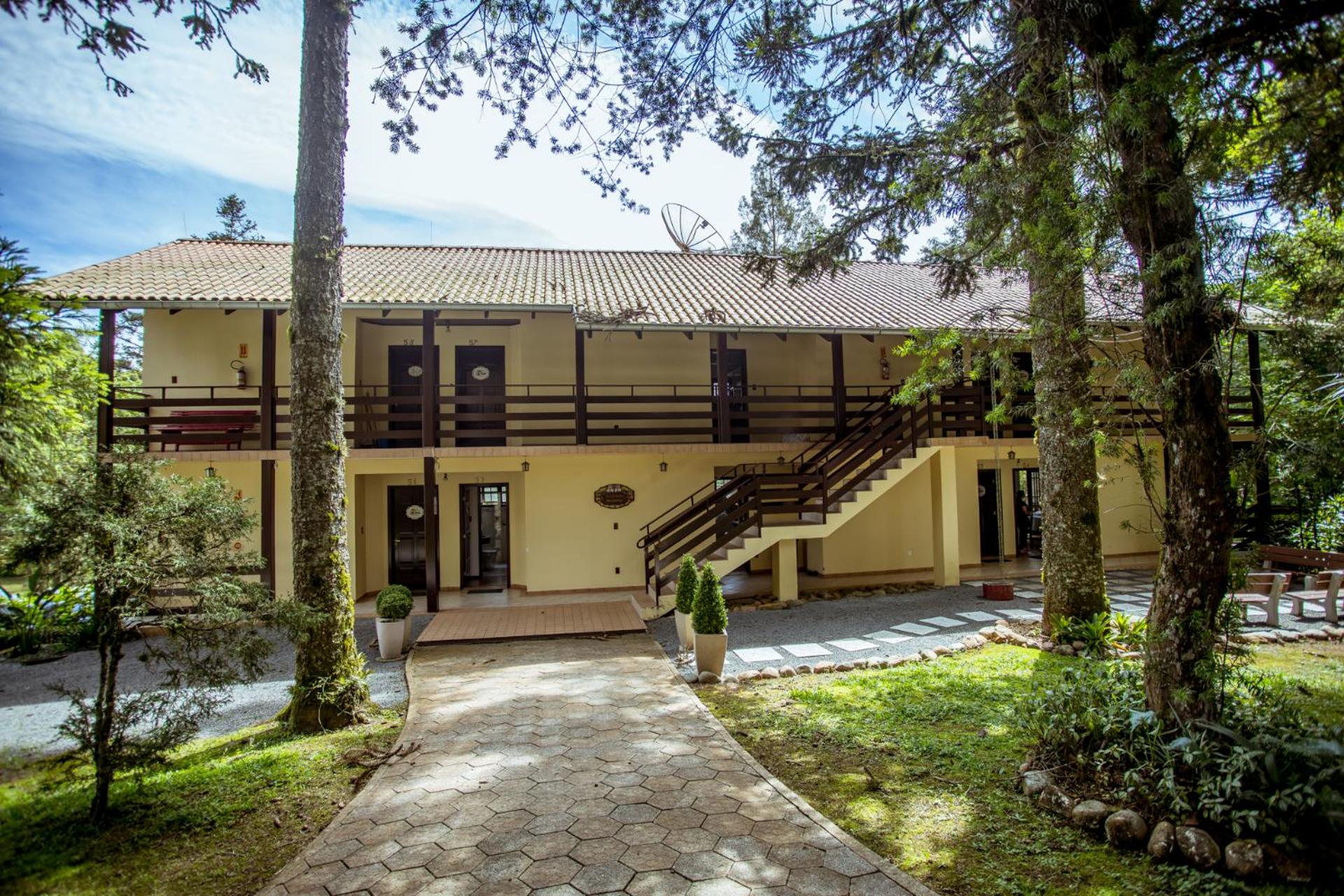 Double or Twin Room with Balcony - Photo 4
