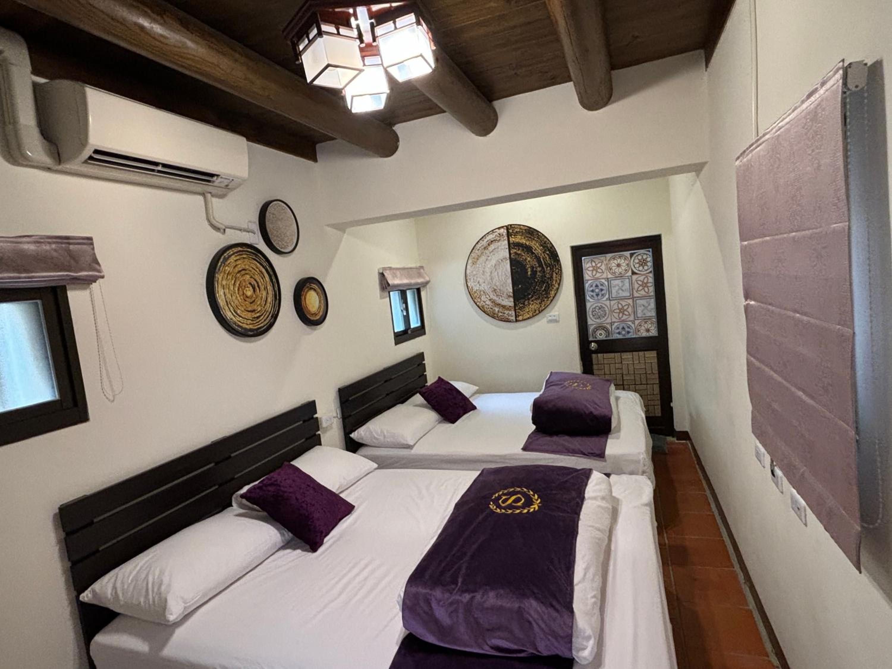 Quadruple Room with Bathroom