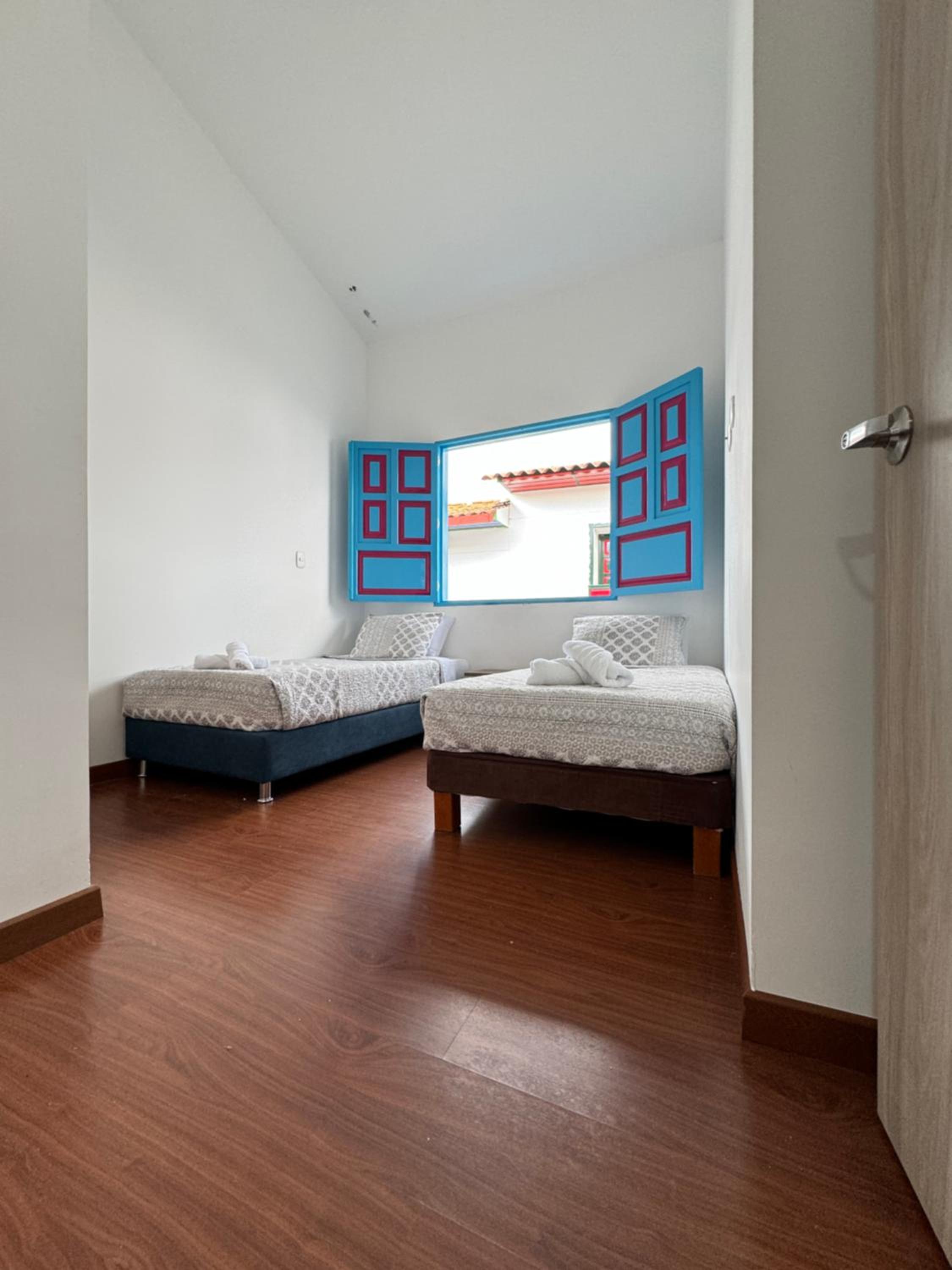 Three-Bedroom House photo 2