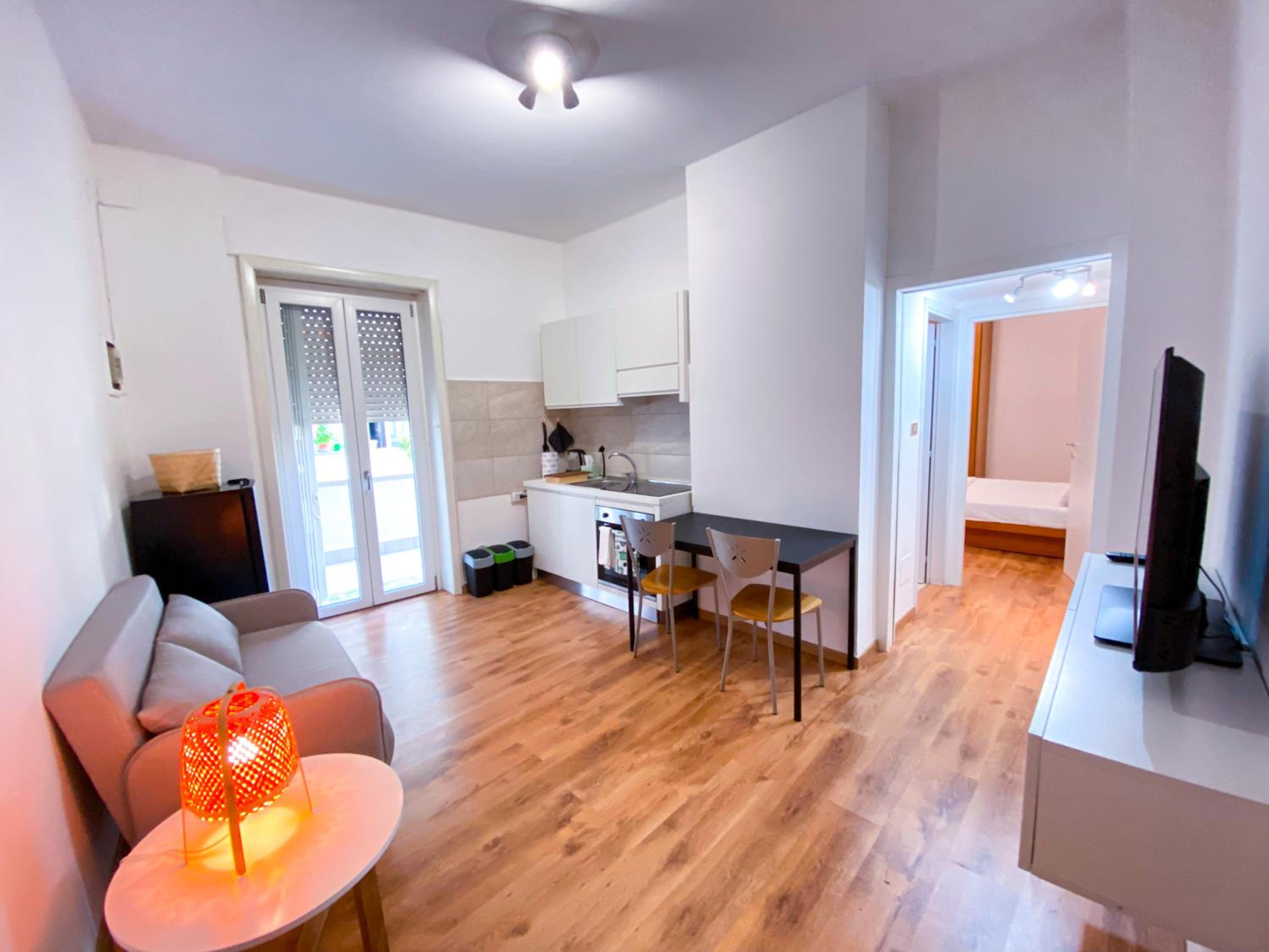 One-Bedroom Apartment